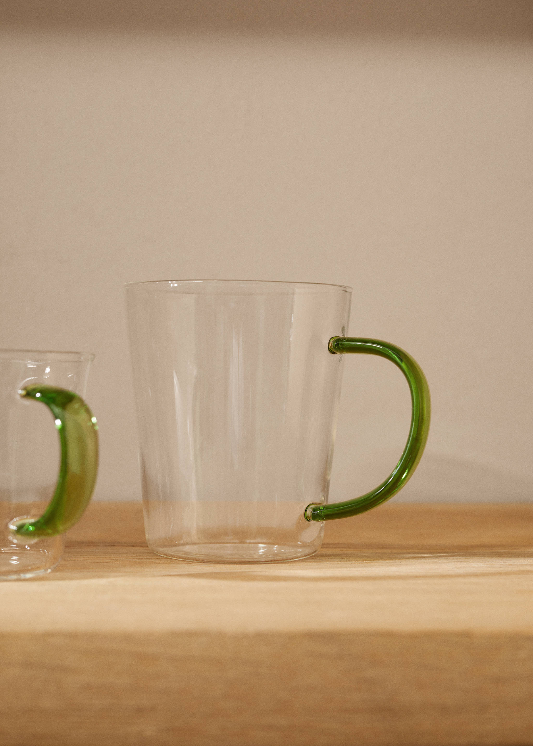 Borosilicate mug with two-tone handle - General plane