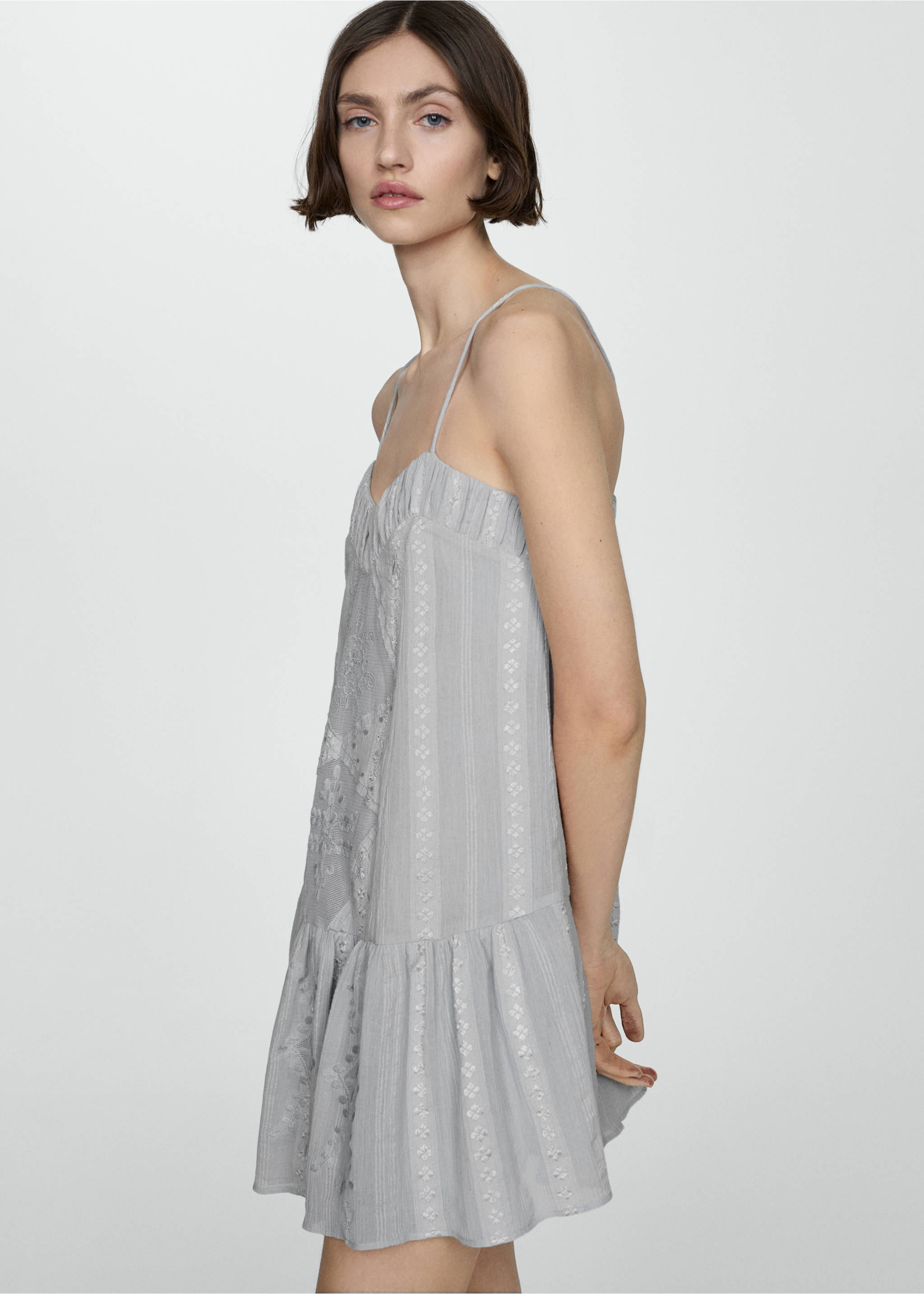 Embroidered dress with tassel detail - Medium plane, Aqua Green. Ref: 67038650-00.