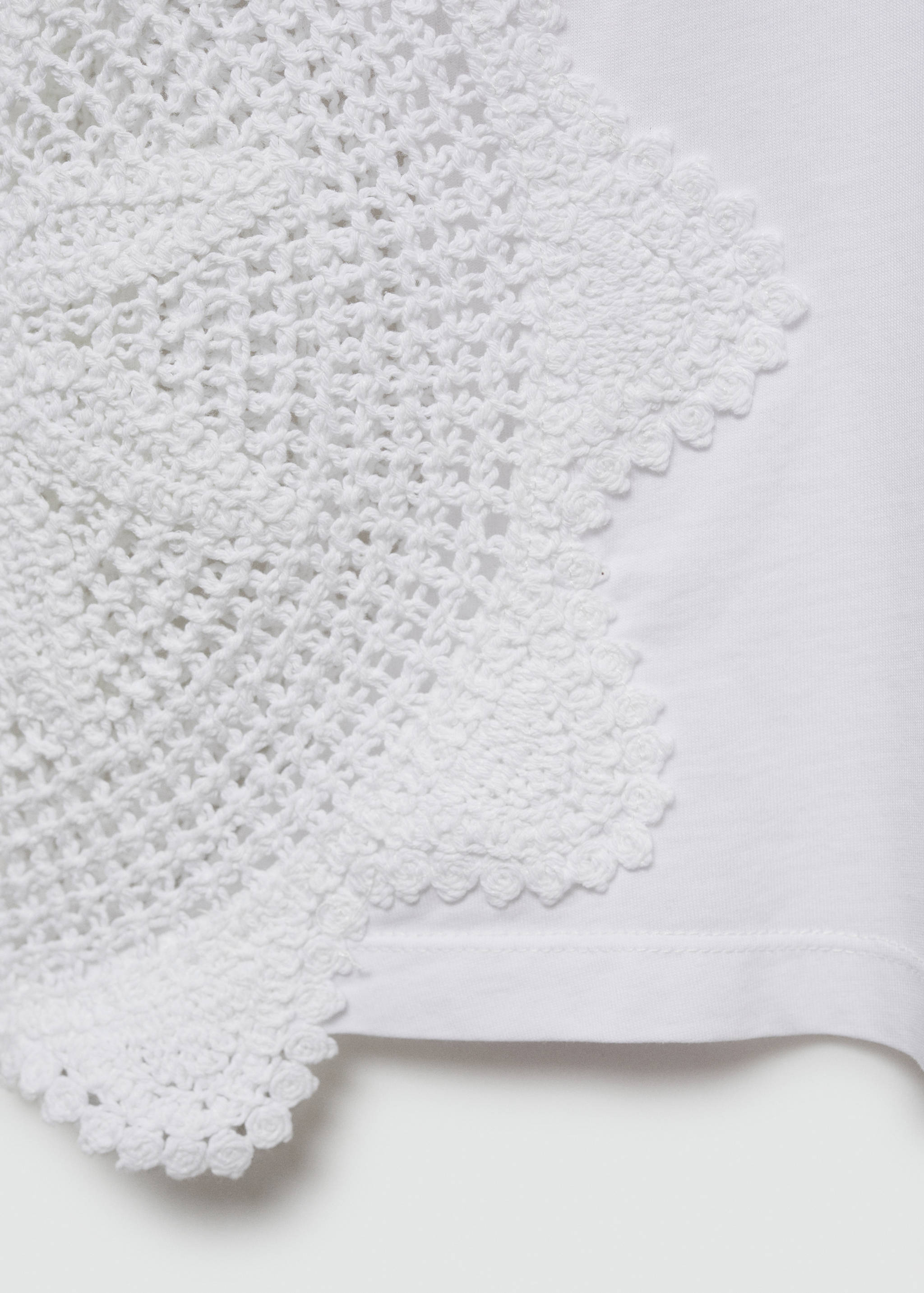 T-shirt with embroidered detail - Details of the article 8