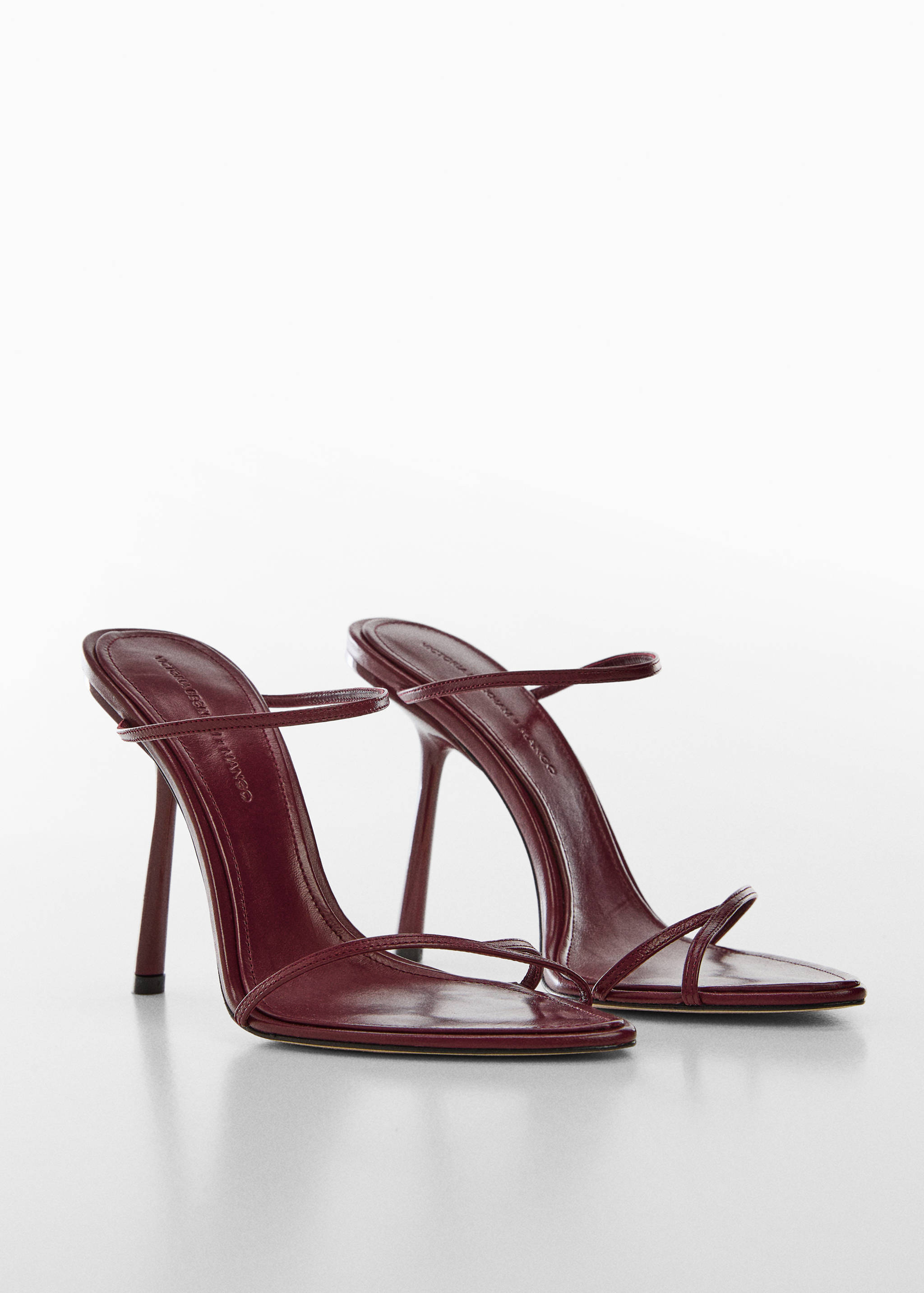 Leather sandal with inclined heel - Medium plane