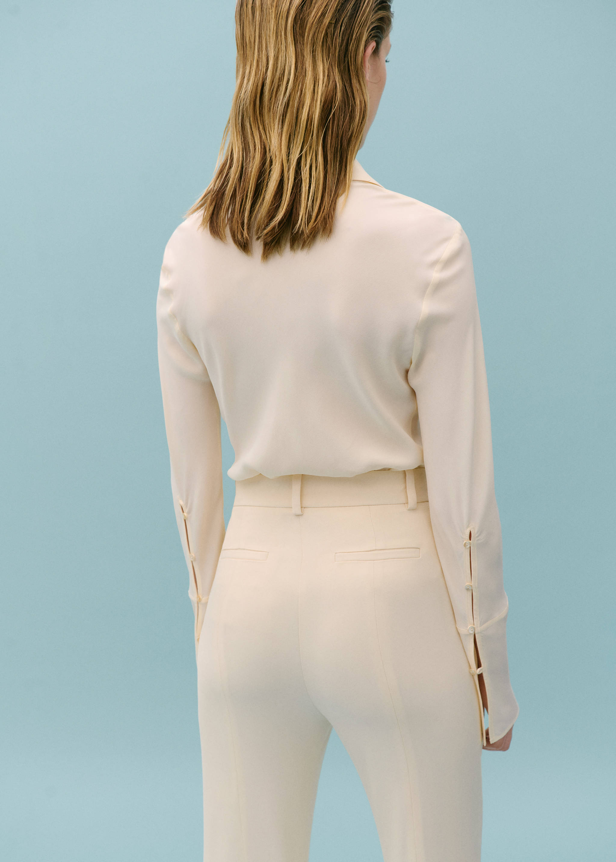 Camisa botones mezcla seda - Reverso del artículo