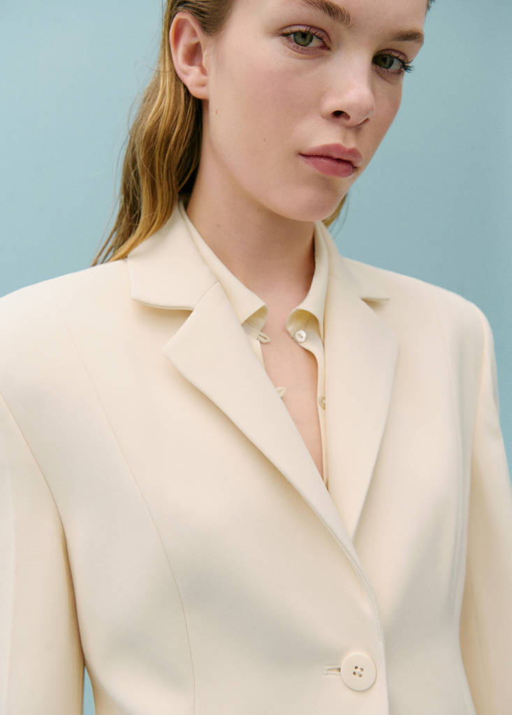 Suit jacket with decorative stitching — Ecru