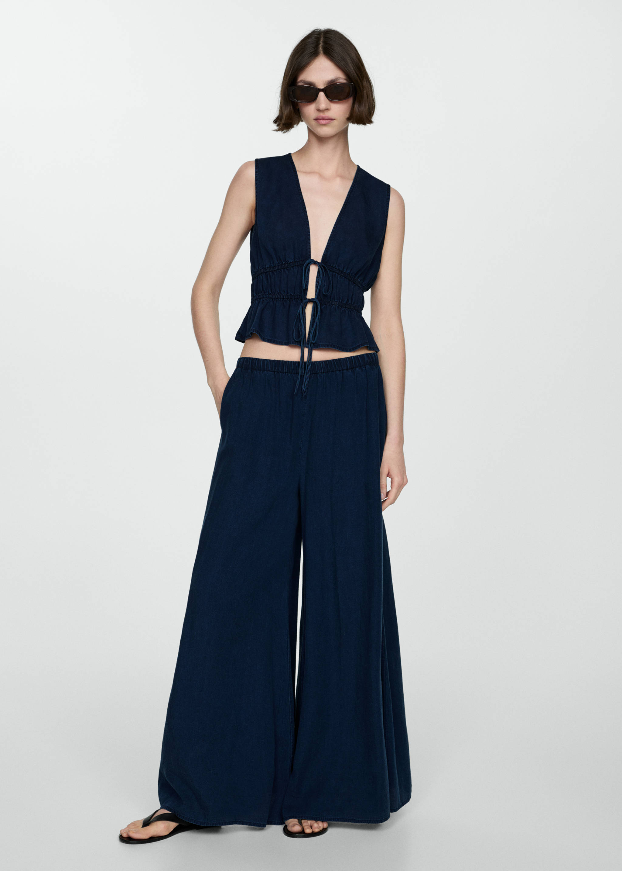 Lyocell trousers with elastic waistband - General plane