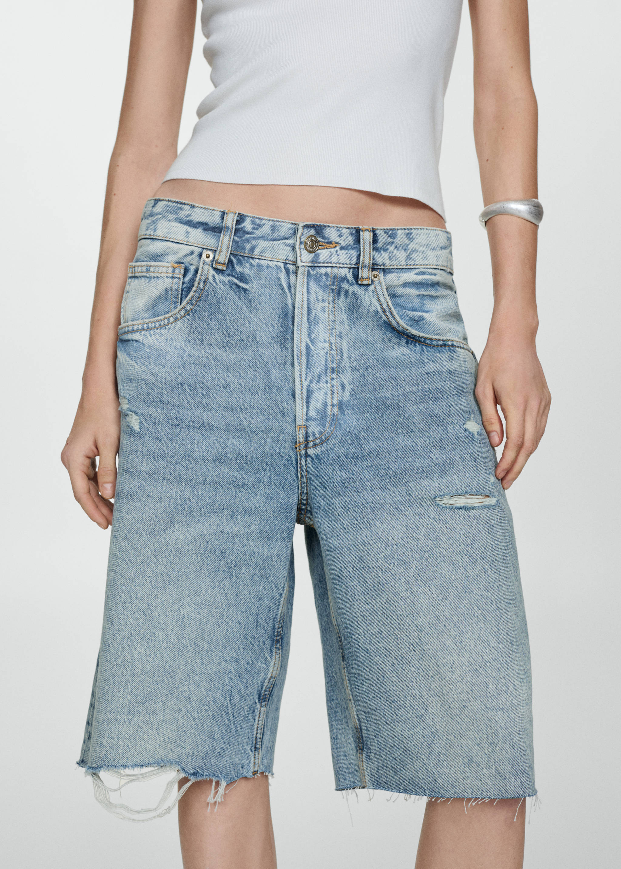 Decorative ripped denim bermuda shorts - Medium plane