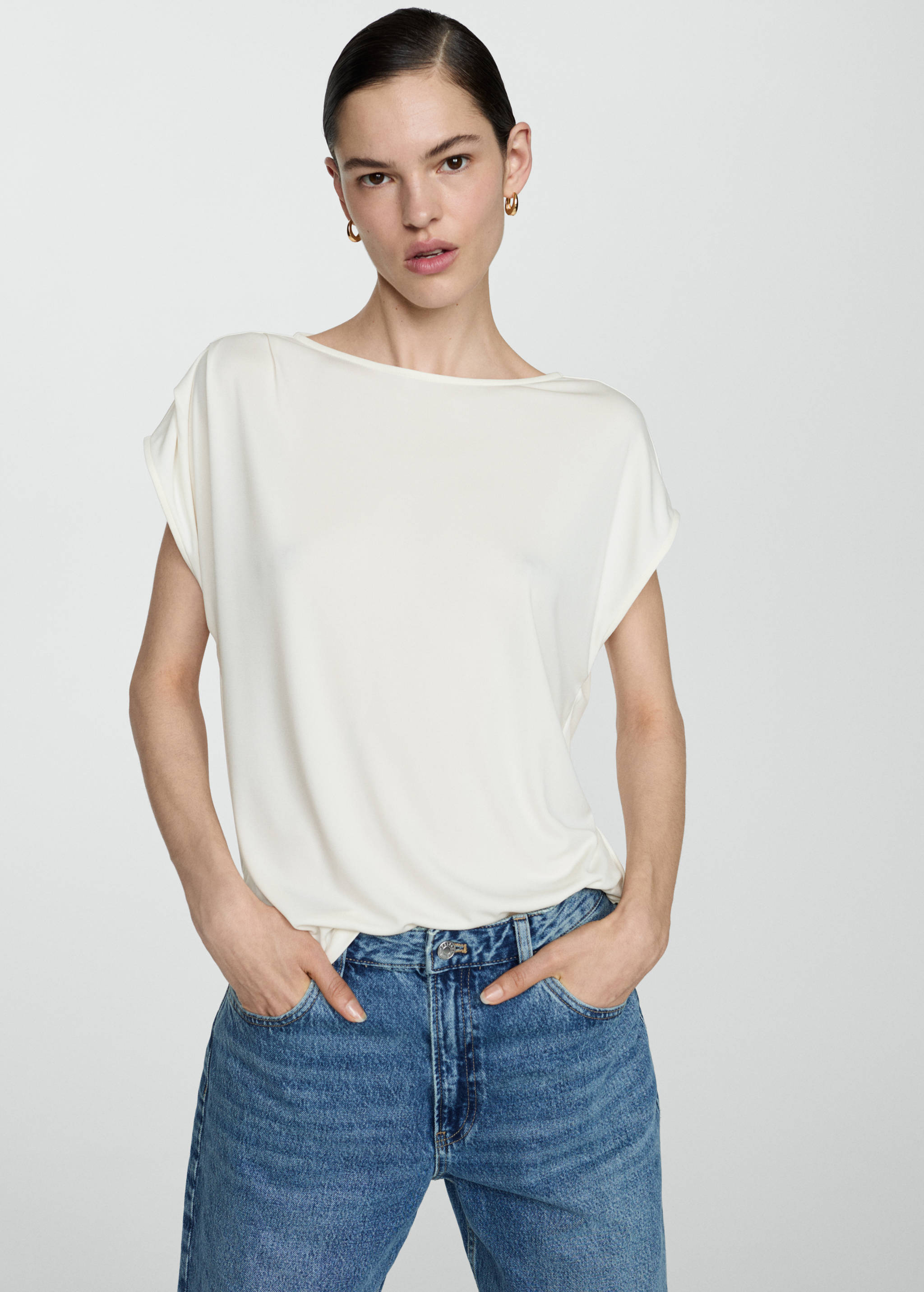 Camiseta manga corta oversize - Plano medio