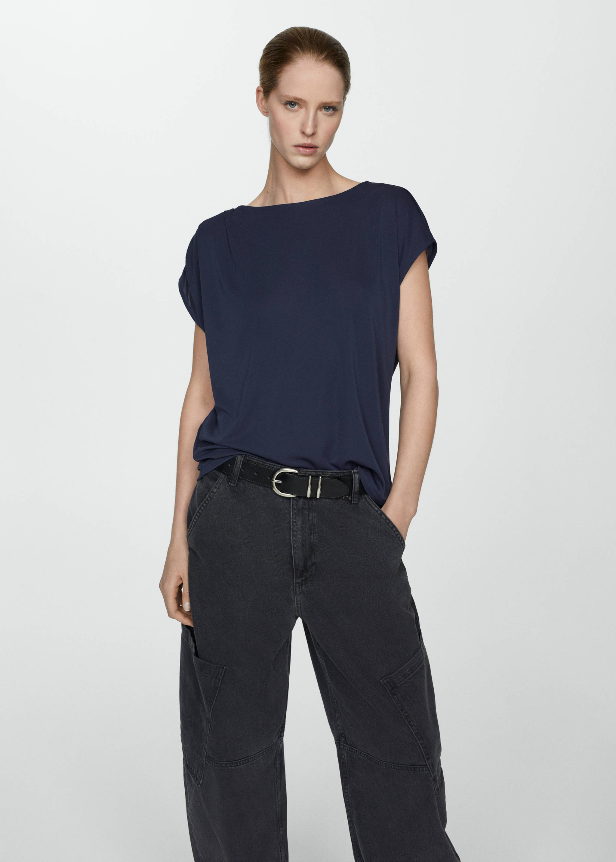 Camiseta manga corta oversize - Plano medio