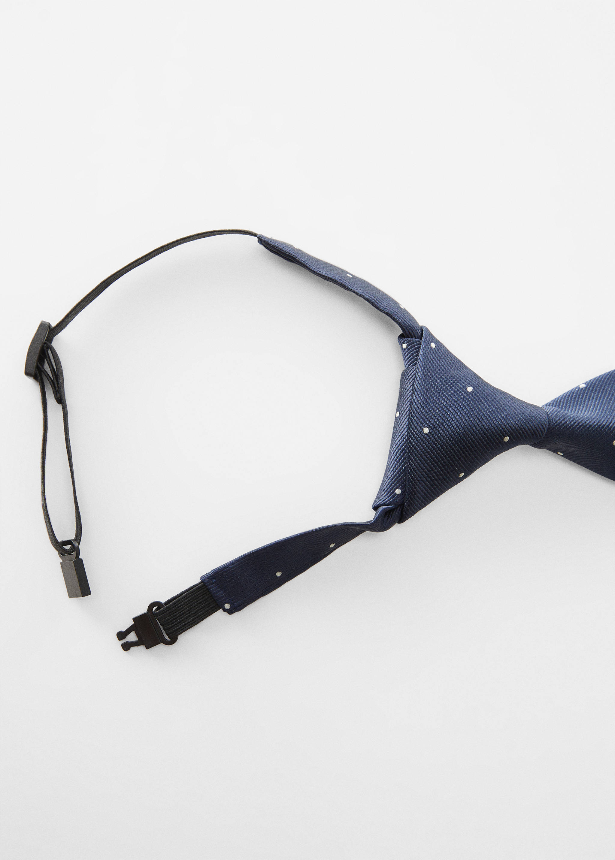 Cravate pois - Plan moyen