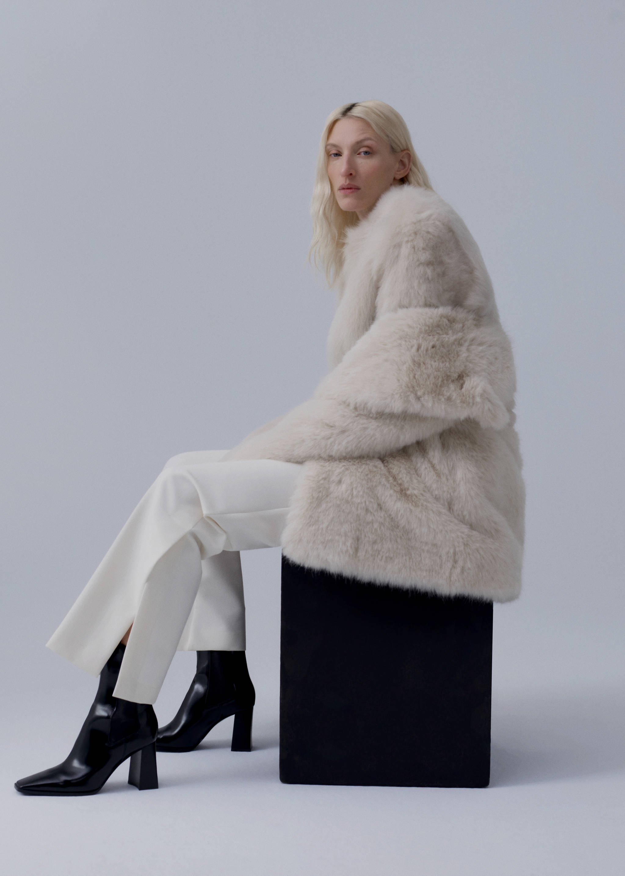 Leather chelsea boots - General plane