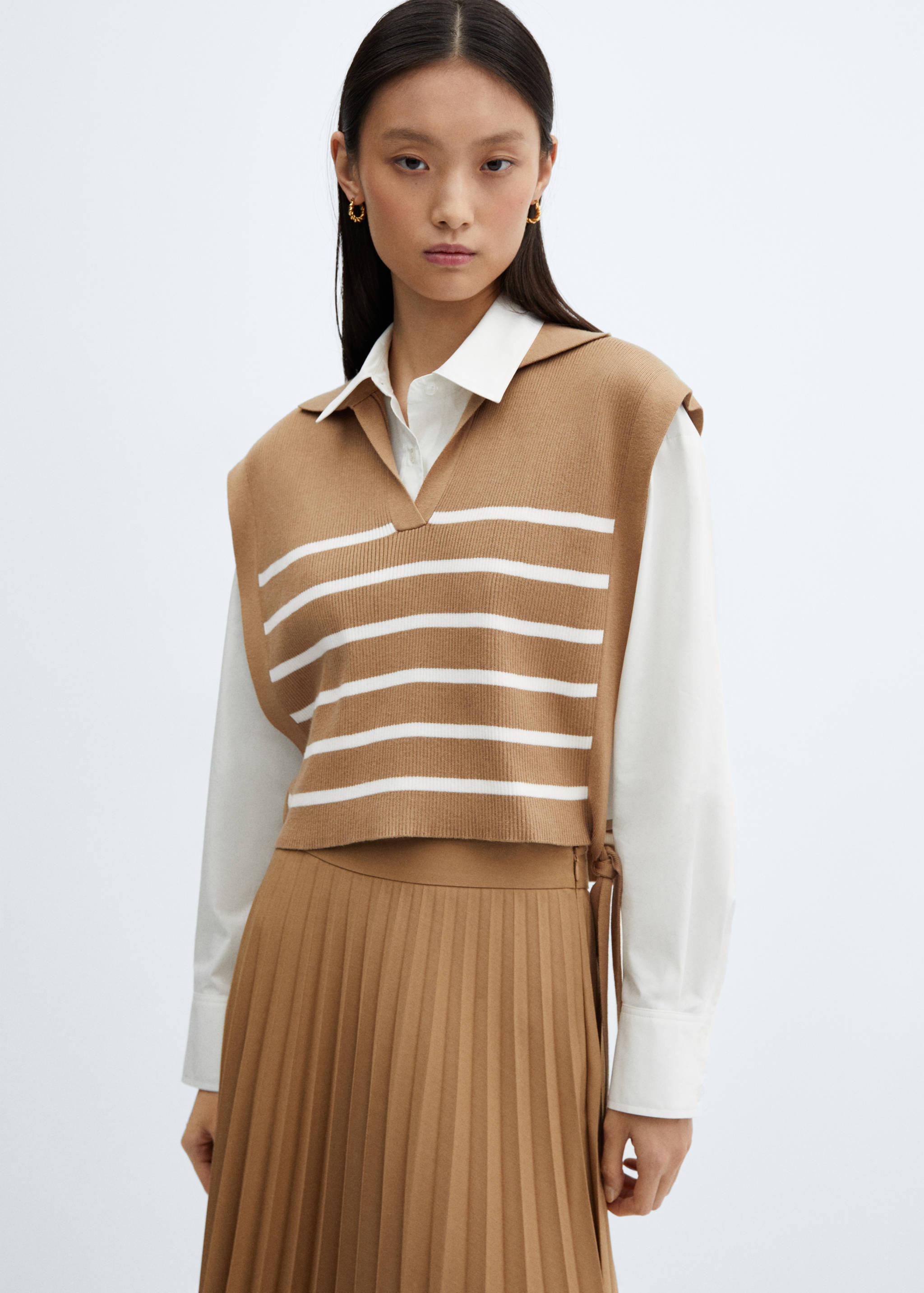 Striped gilet with bow detail - Medium plane