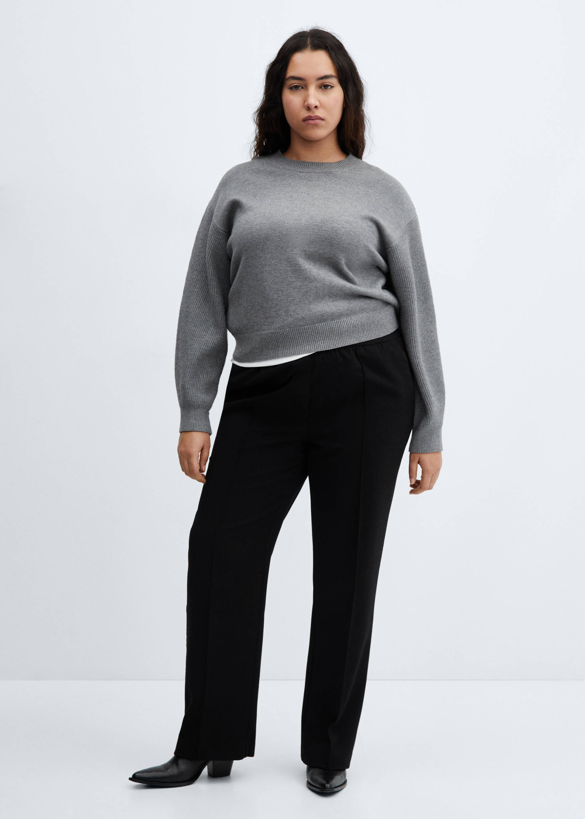 Straight-fit trousers with elastic waist - Details of the article 3