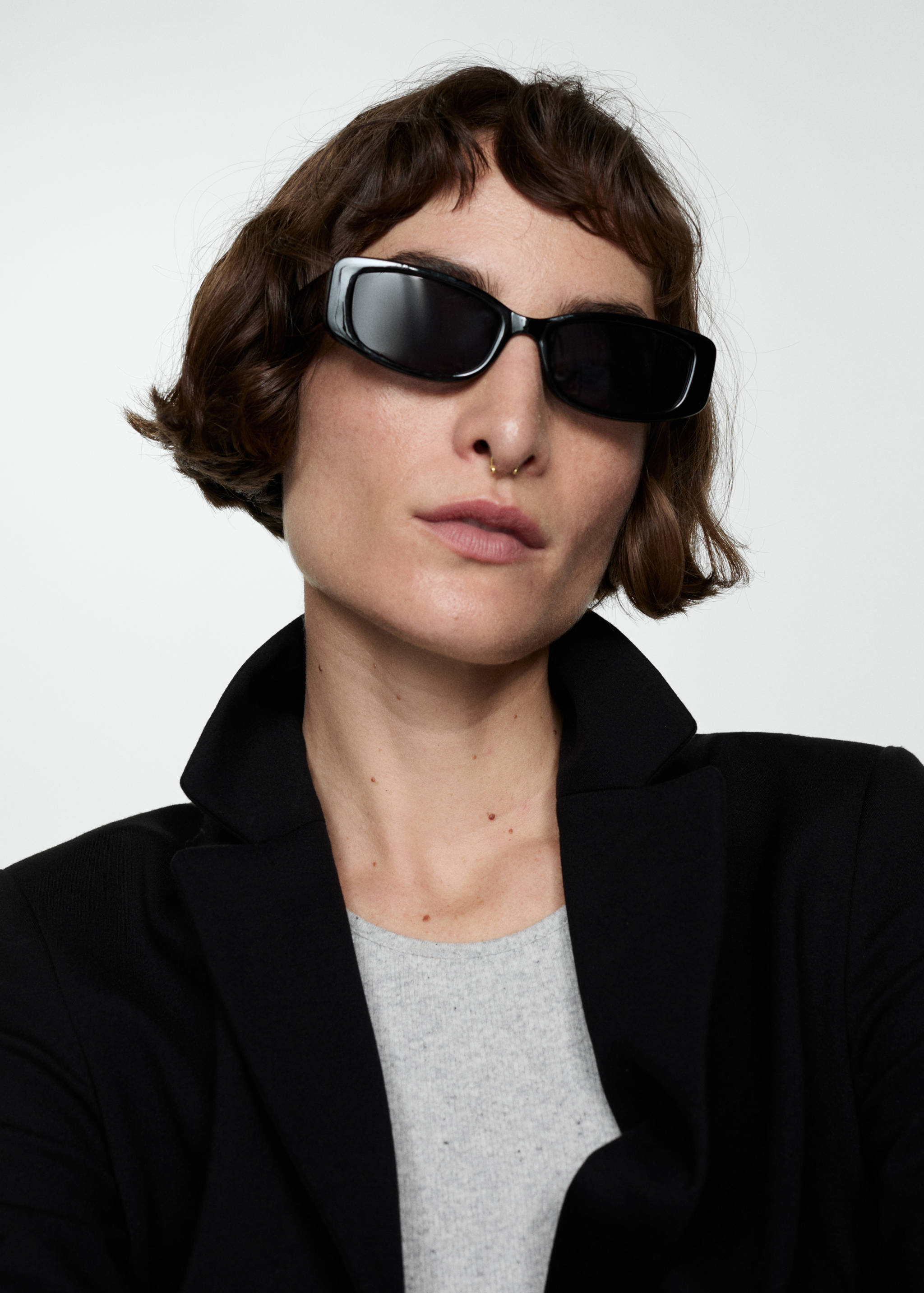 Fitted roma-knit jacket - Details of the article 1