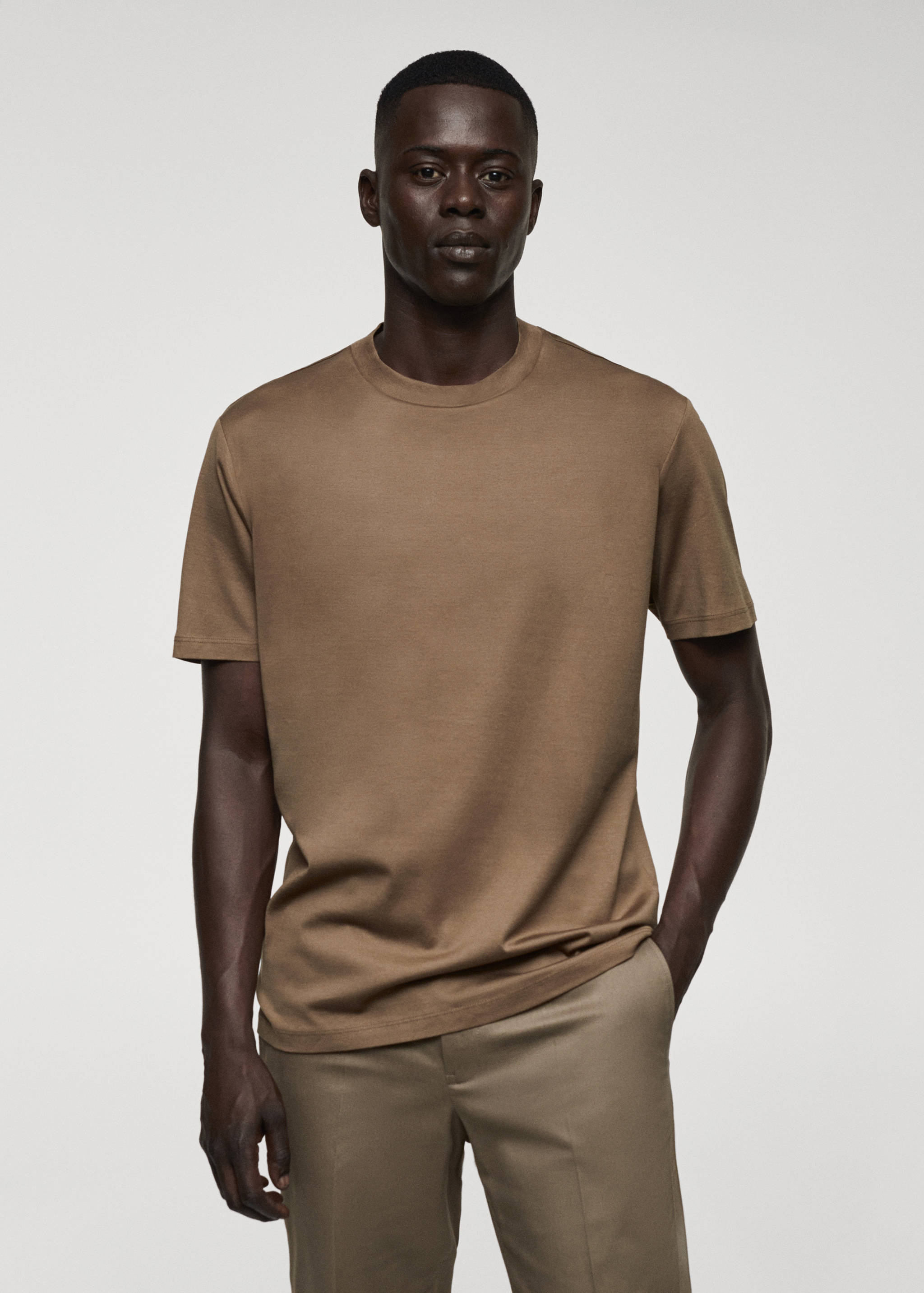 T-shirt slim-fit mercerisé - Plan moyen