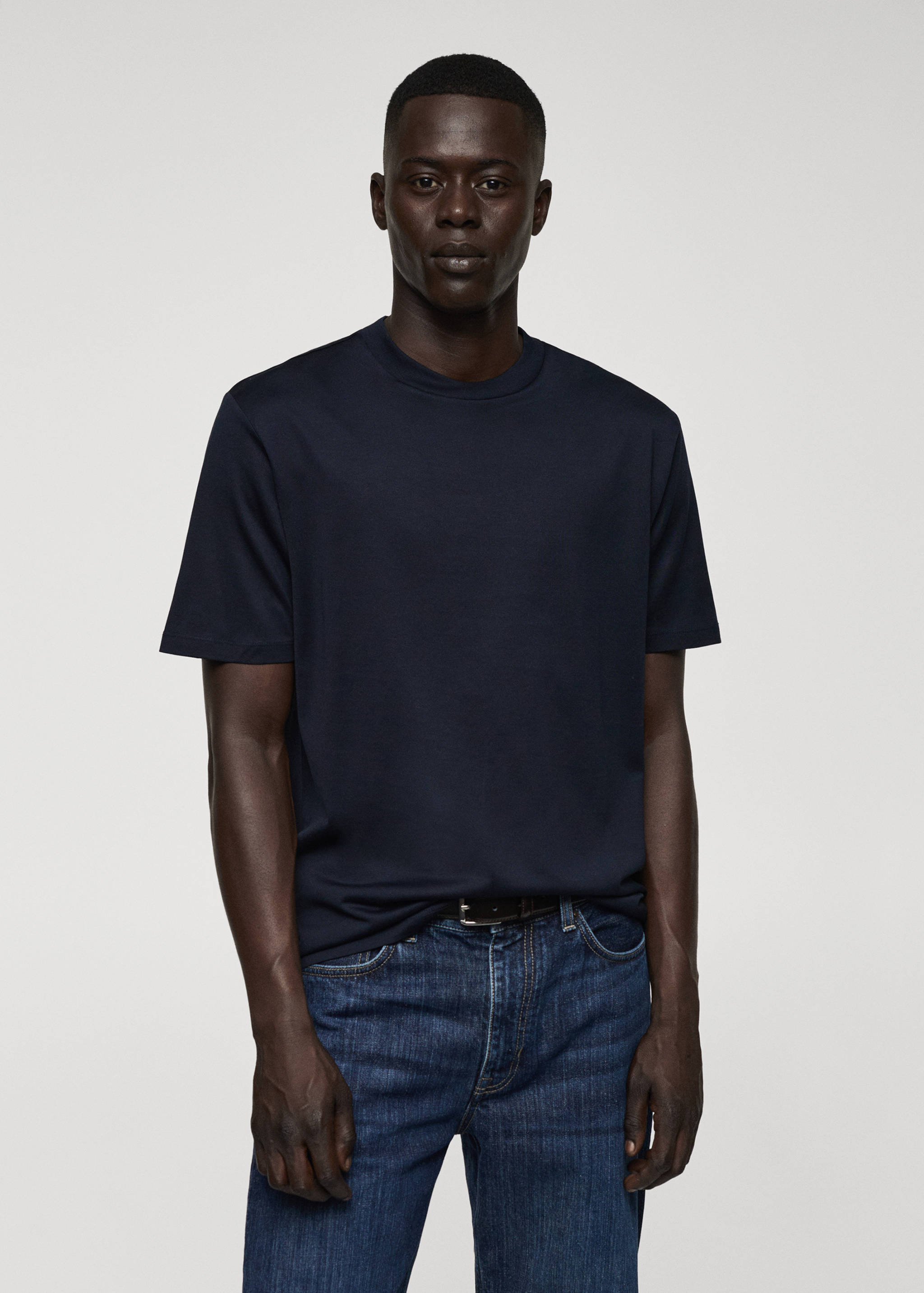 T-shirt slim-fit mercerisé - Plan moyen