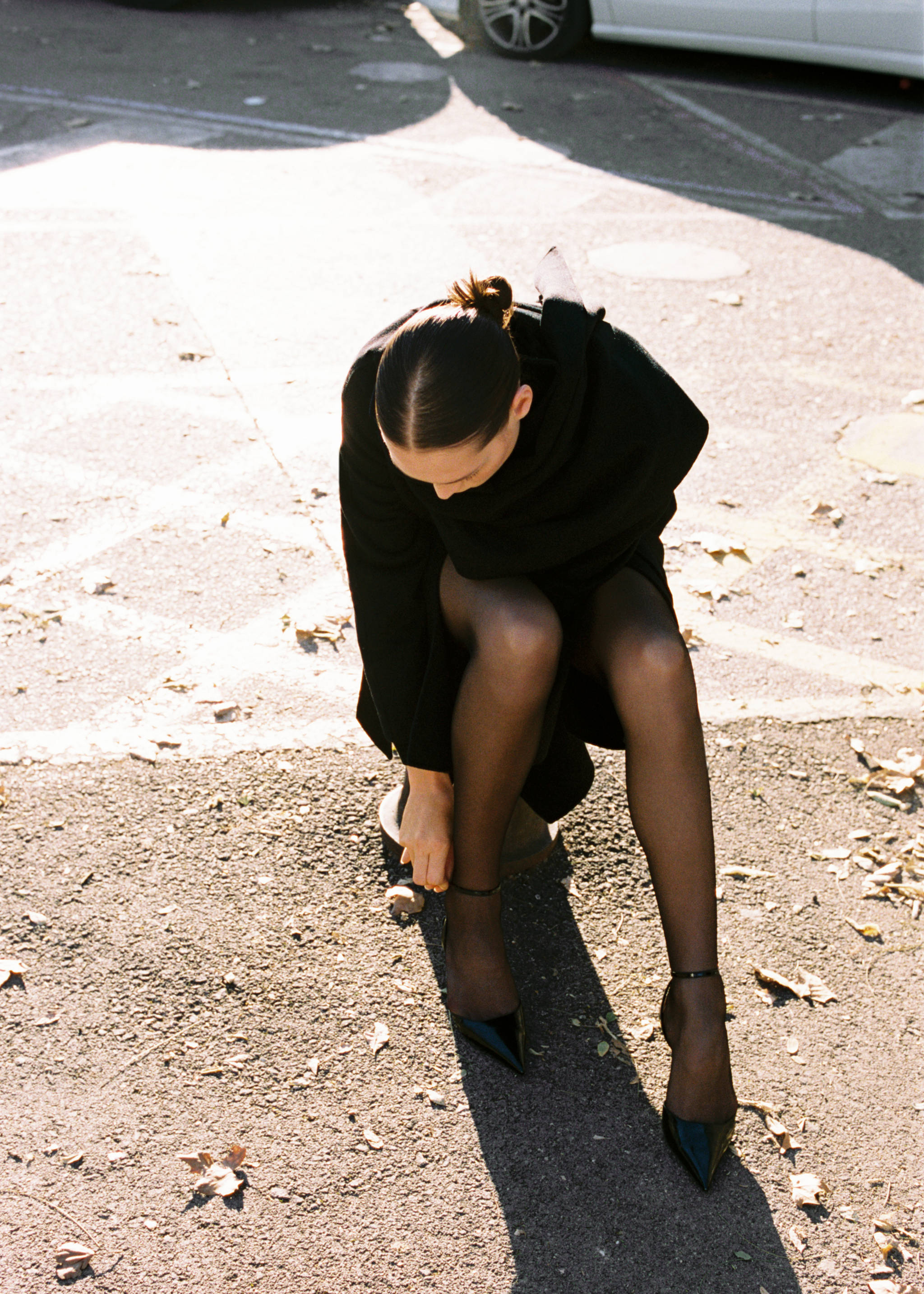 Thin veiled tights - Details of the article 7