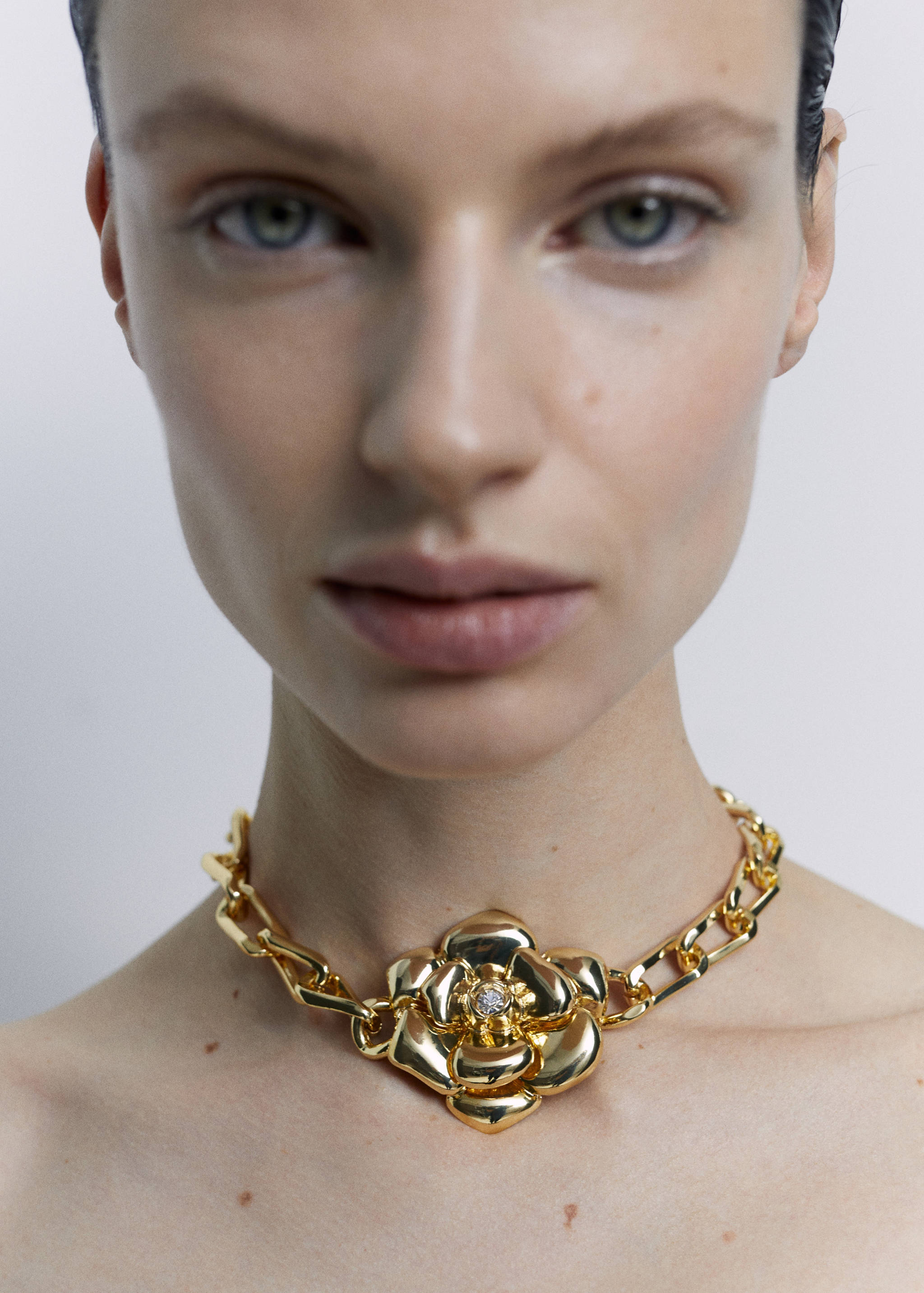 Flower chain necklace - General plane