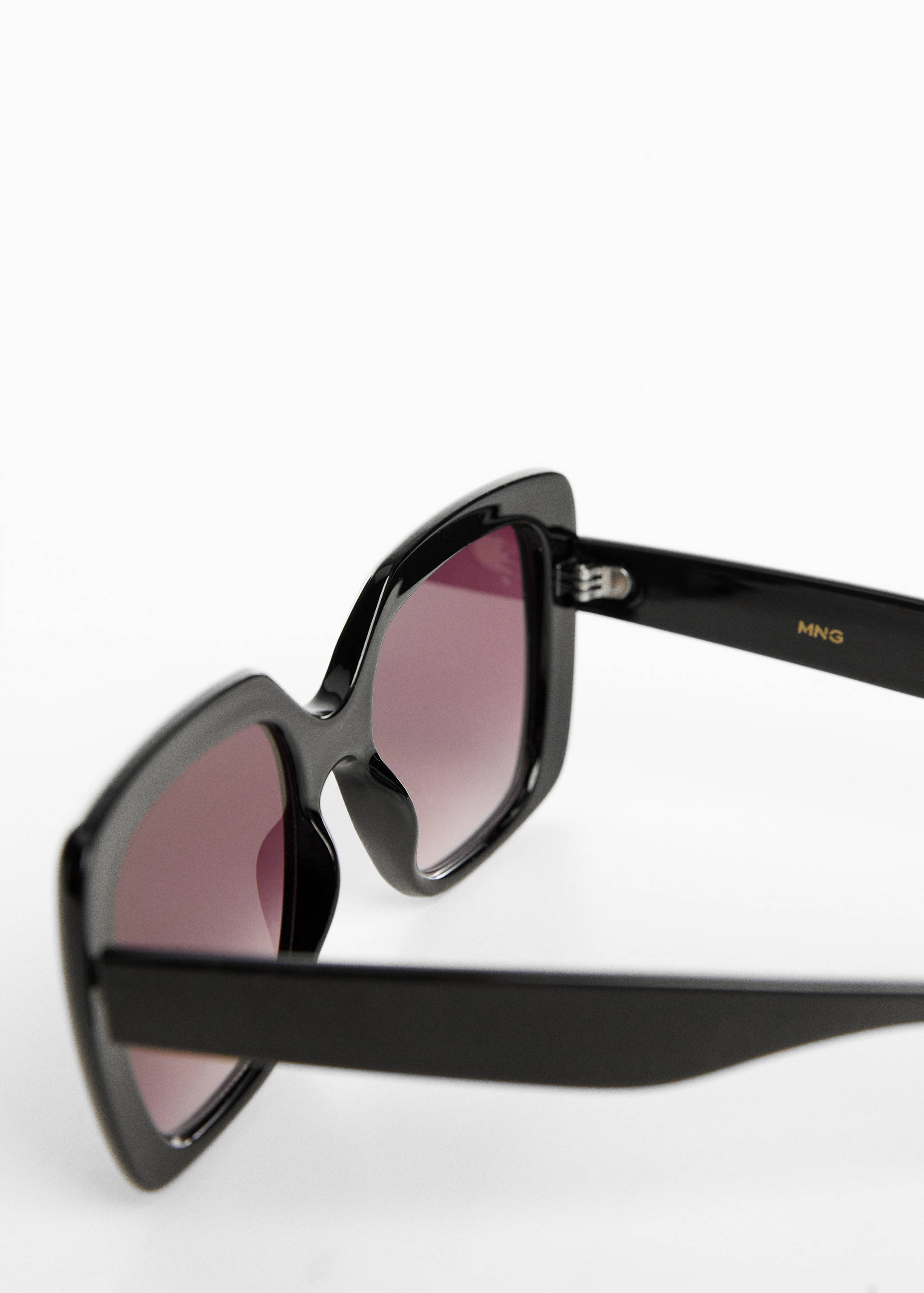 Square sunglasses - Details of the article 1