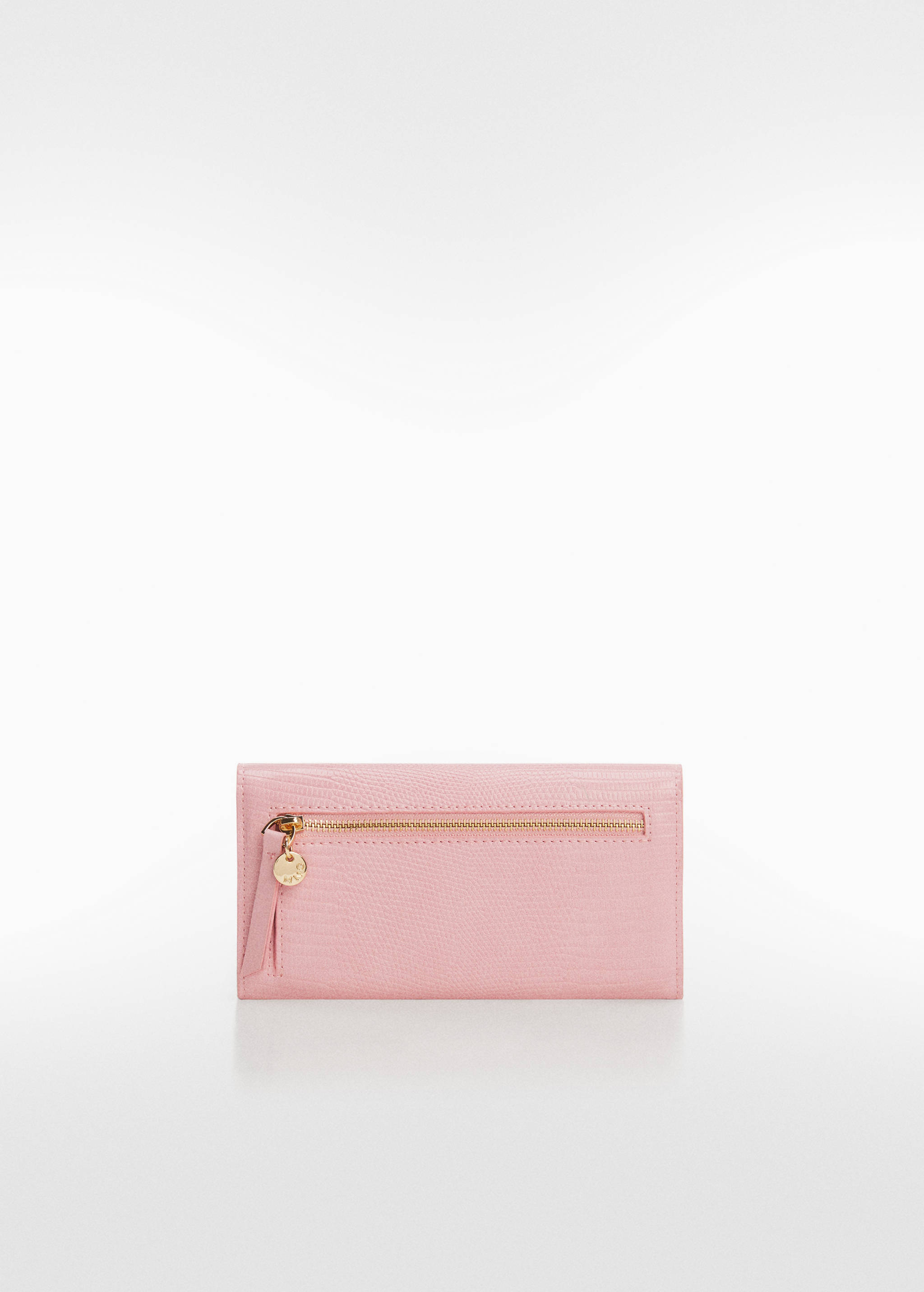 Гаманець з ефектом зміїної шкіри - Середній план