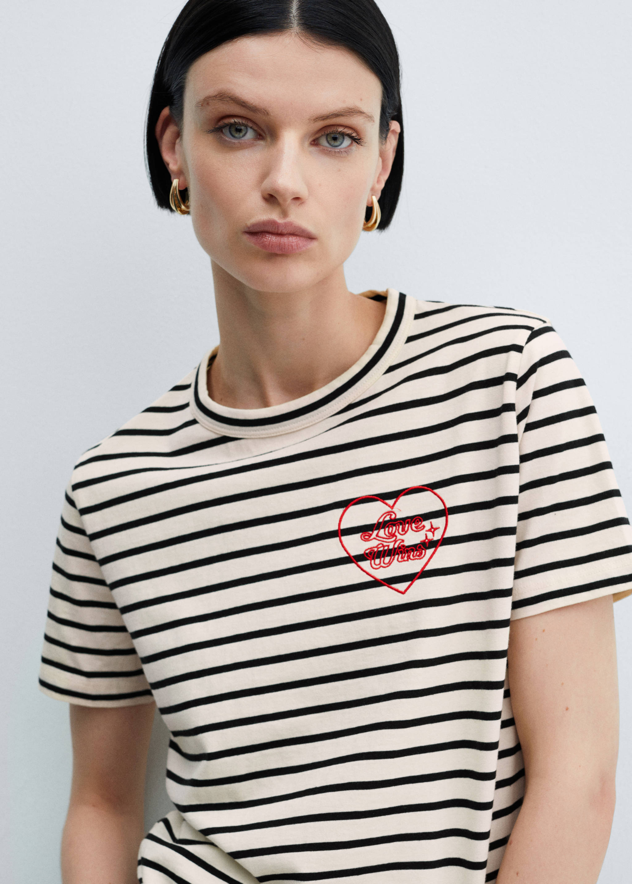 T-shirt riscas mensagem - Pormenor do artigo 1