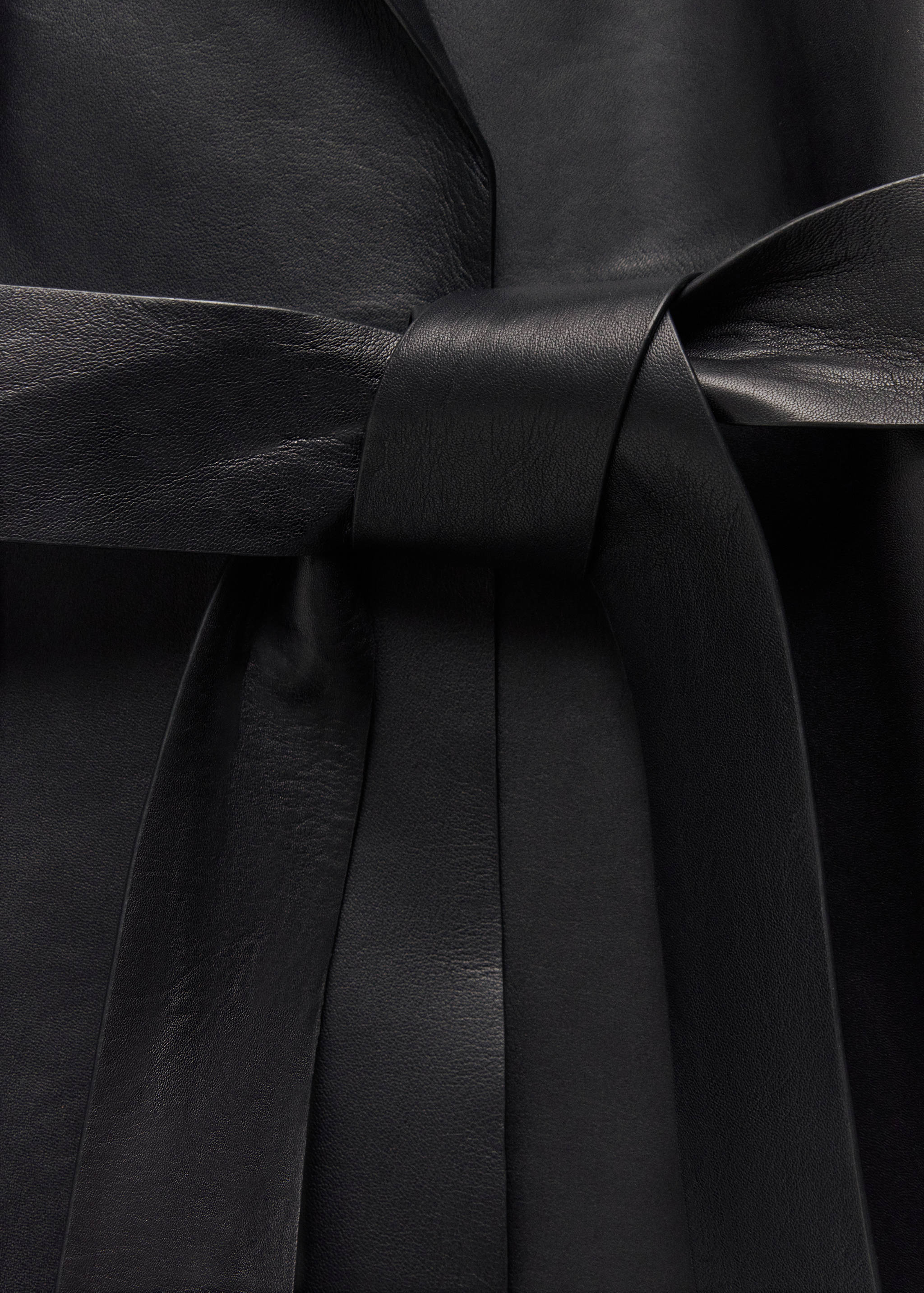 100% leather trench coat - Details of the article 8