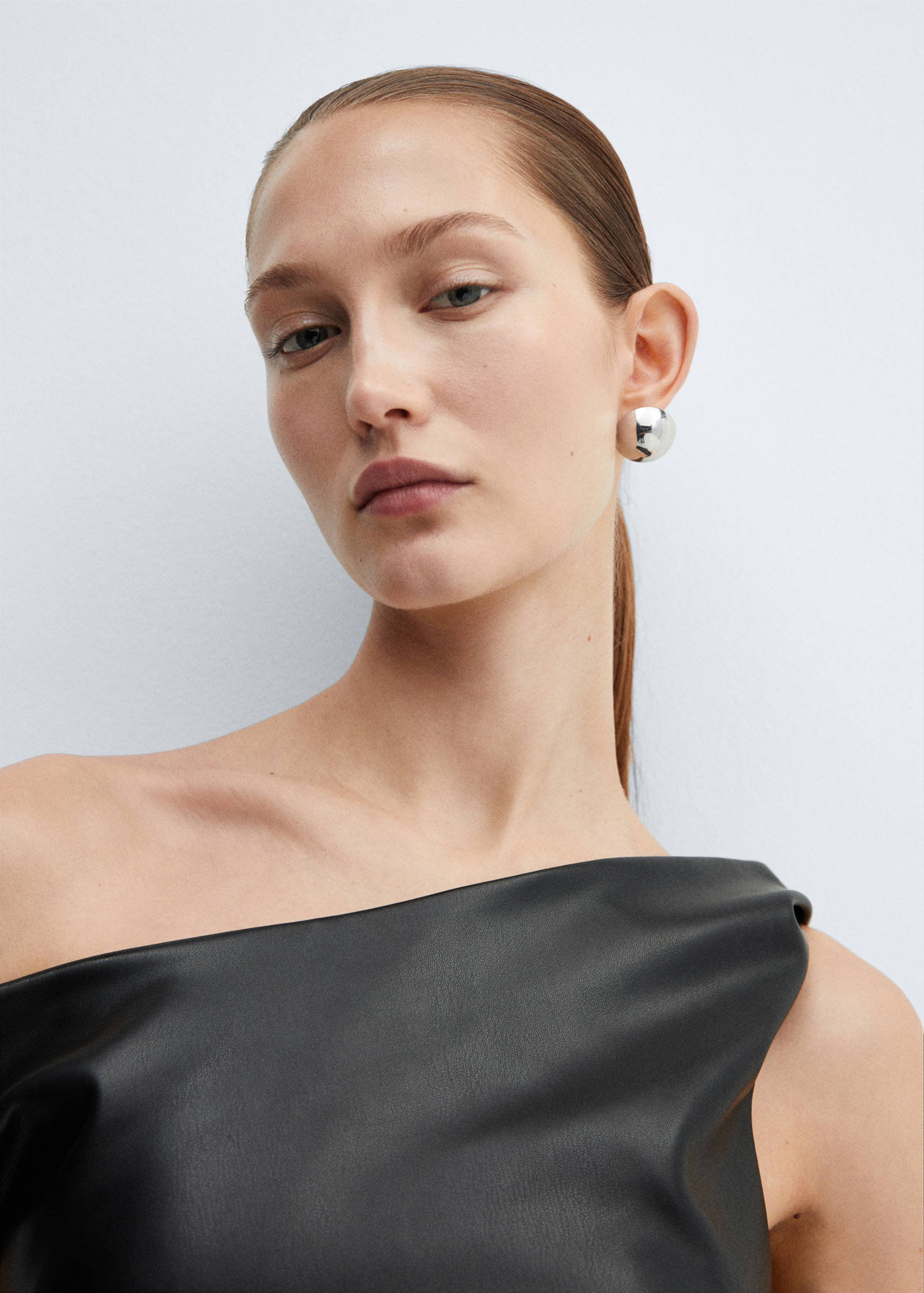 Vestido corto efecto piel - Detalle del artículo 1