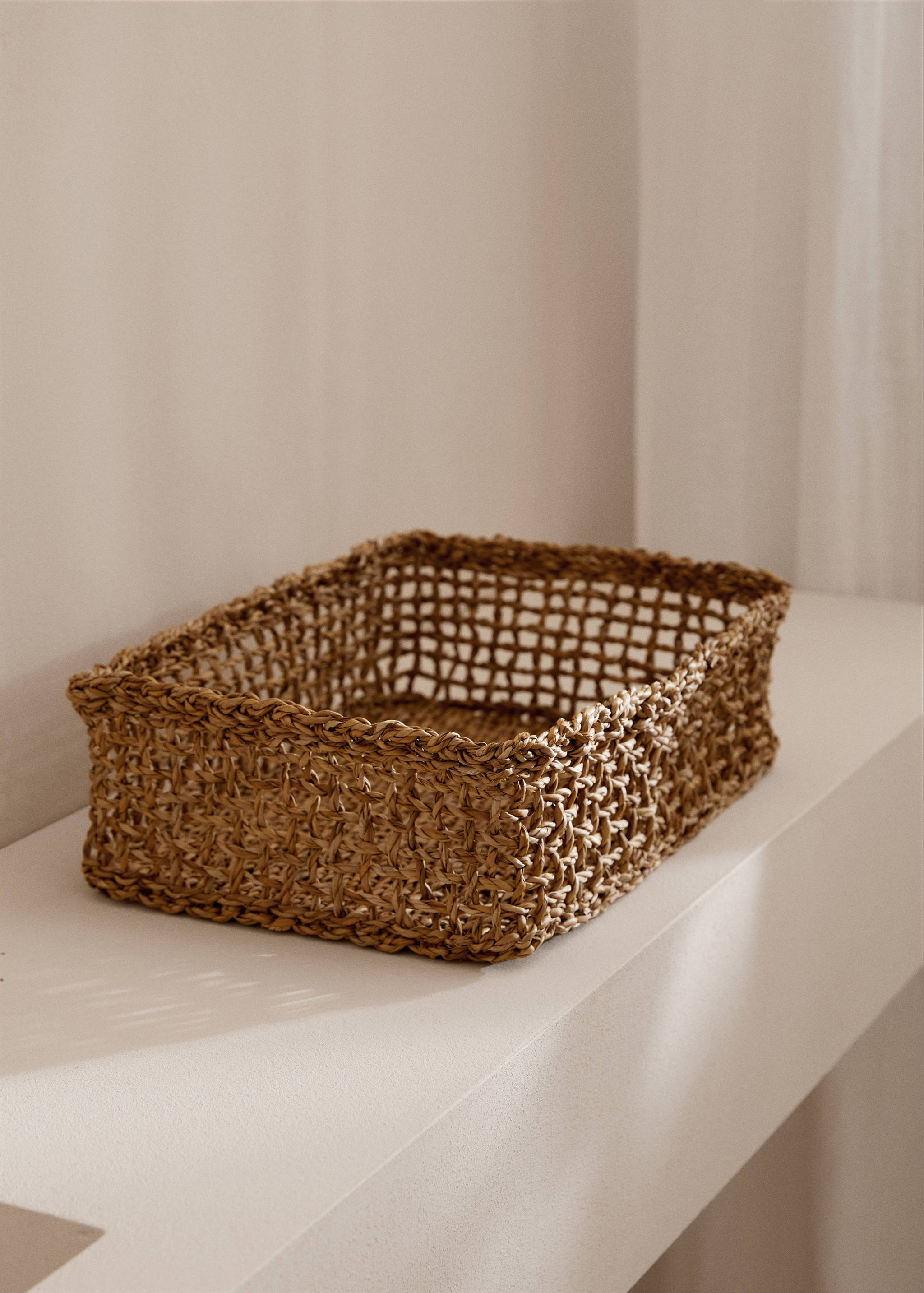 Cesta retangular de fibras naturais 25 x 35 cm - Plano geral
