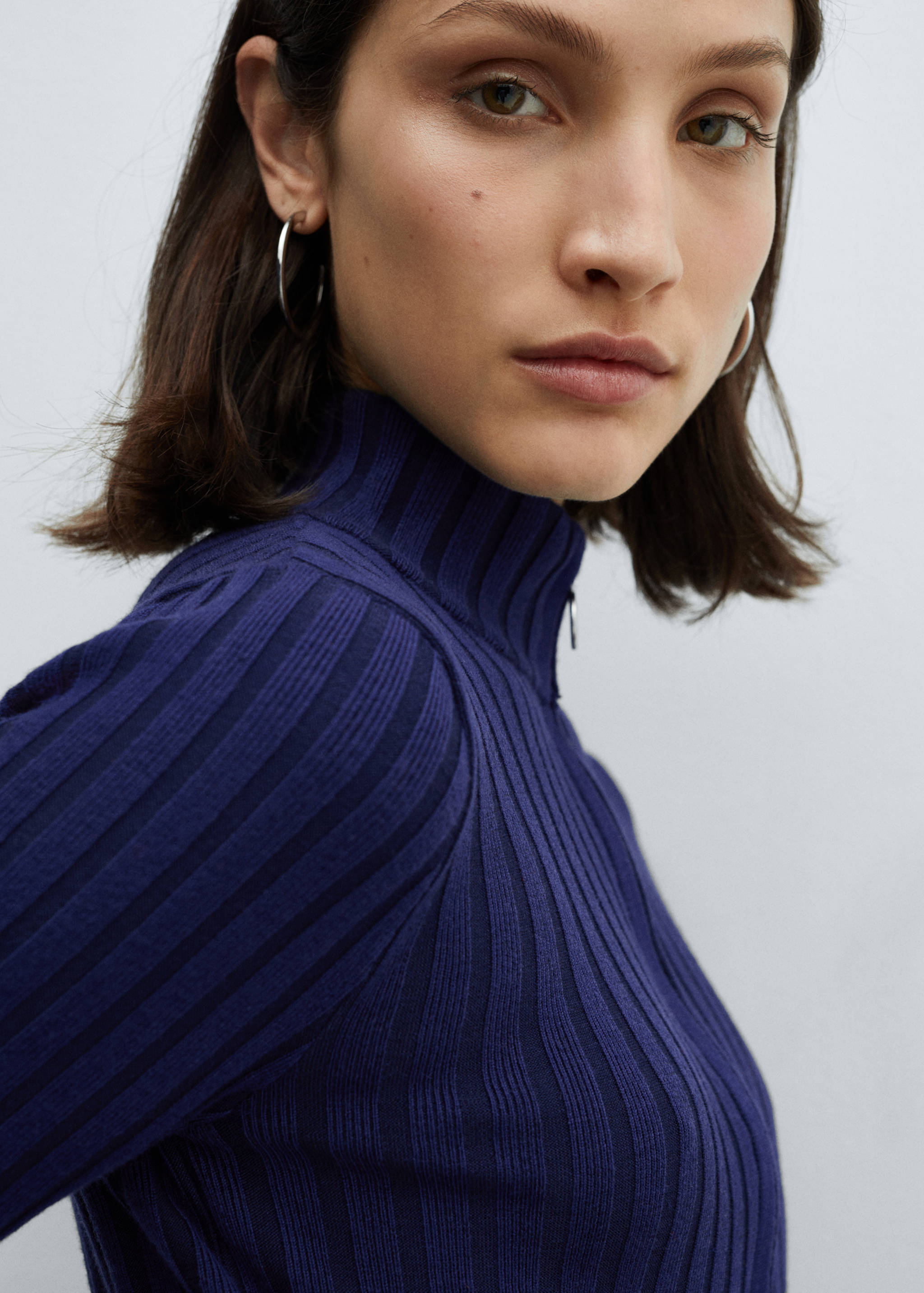 Zipper crop cardigan - Details of the article 1