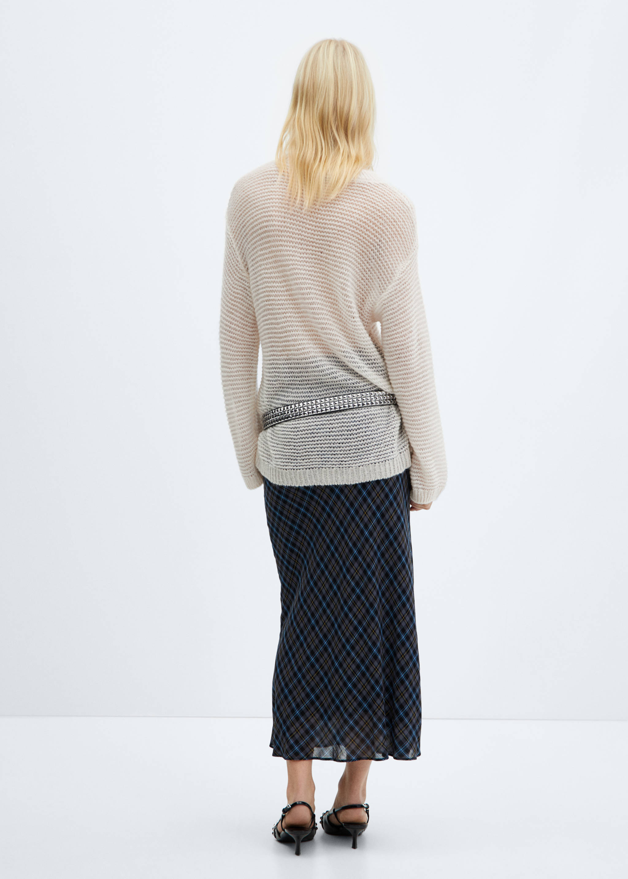 Oversized Oversized sweater with lace design - Reverse of the article