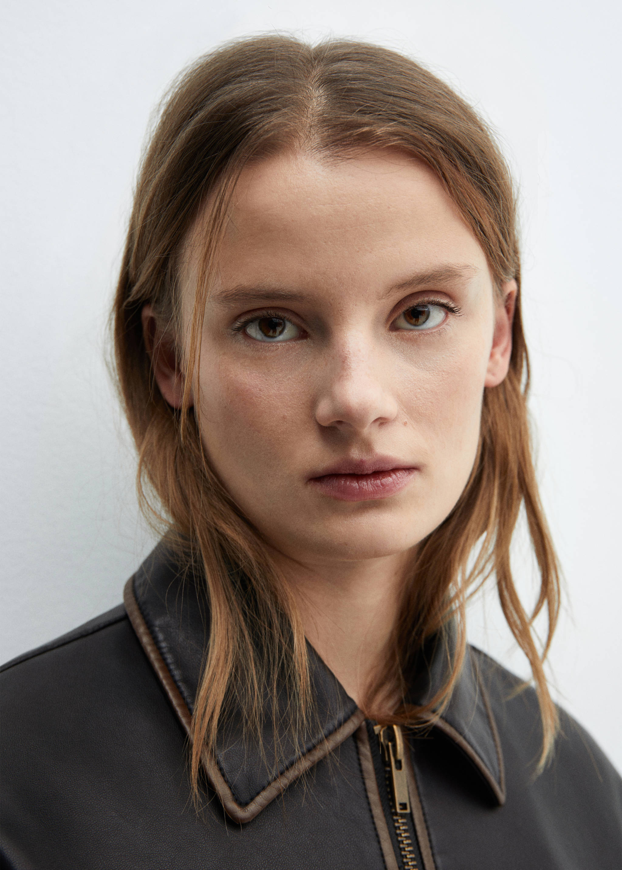 Worn leather effect jacket - Details of the article 1