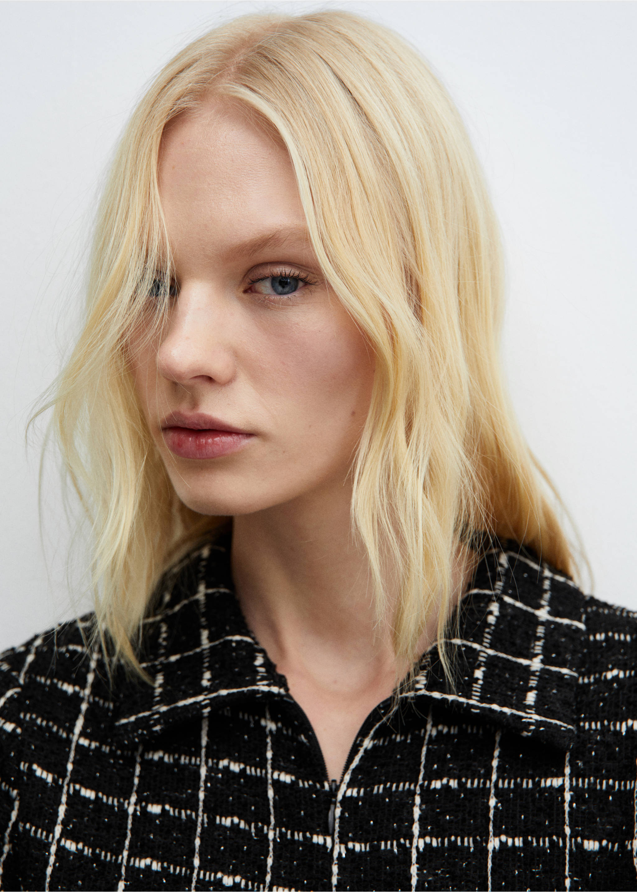 Combinaison tweed manches courtes - Détail de l'article 1, Noir. Ref: 67044790-00.