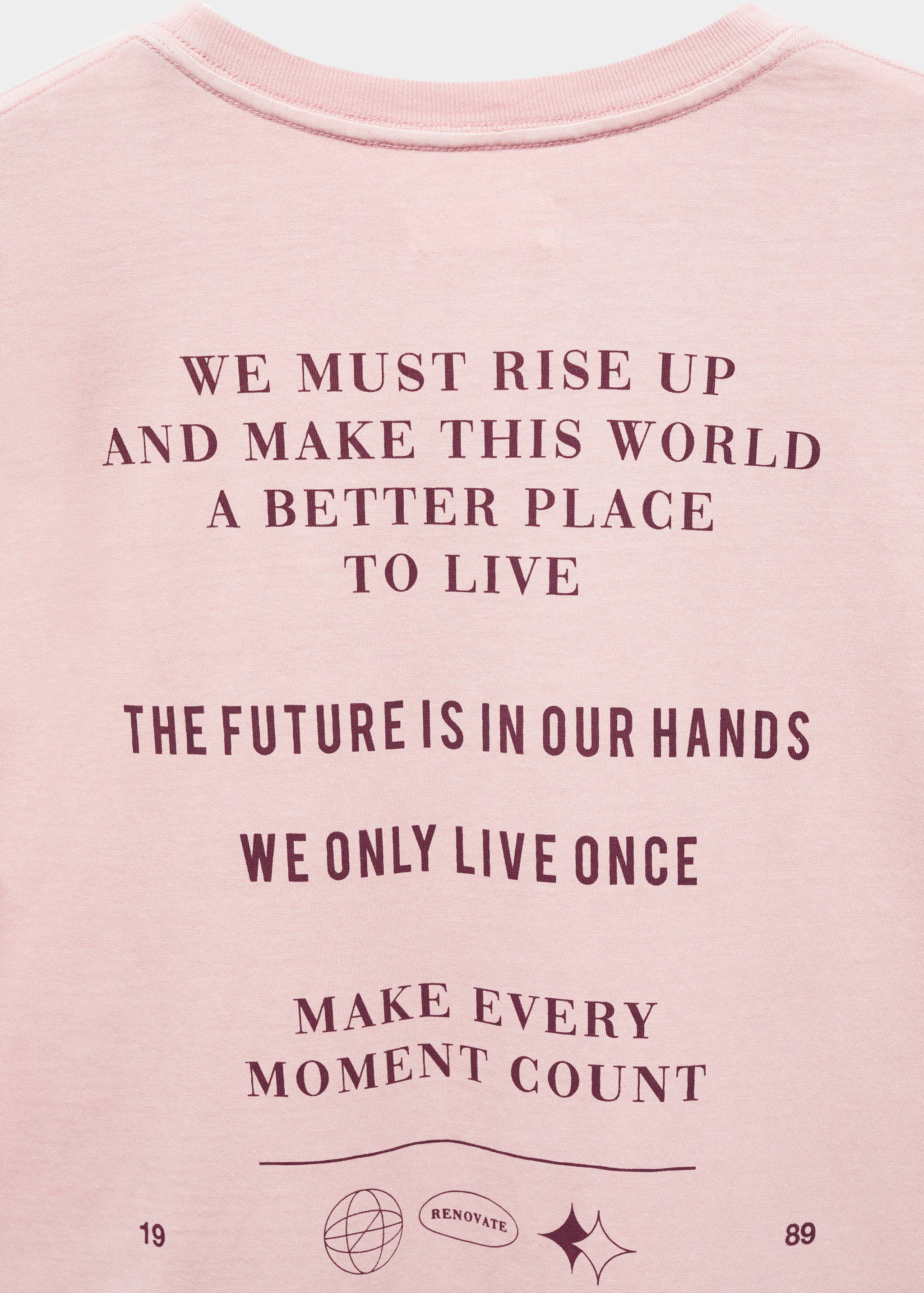 Short-sleeved printed t-shirt - Details of the article 8