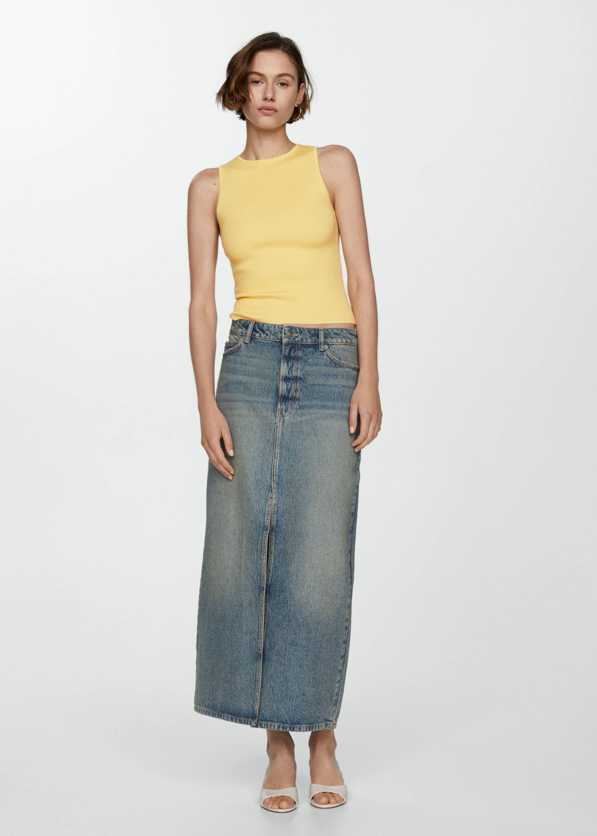 Knitted top with wide straps - General plane