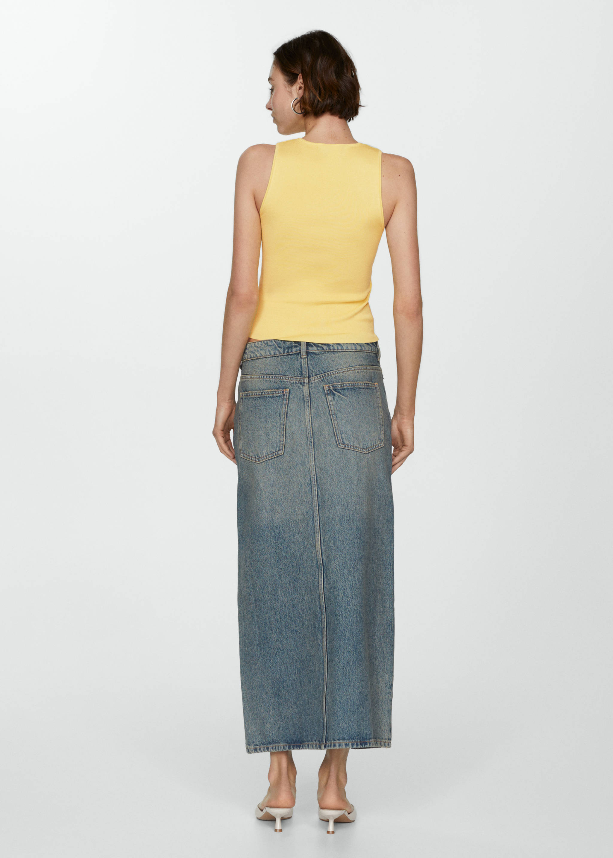 Knitted top with wide straps - Reverse of the article