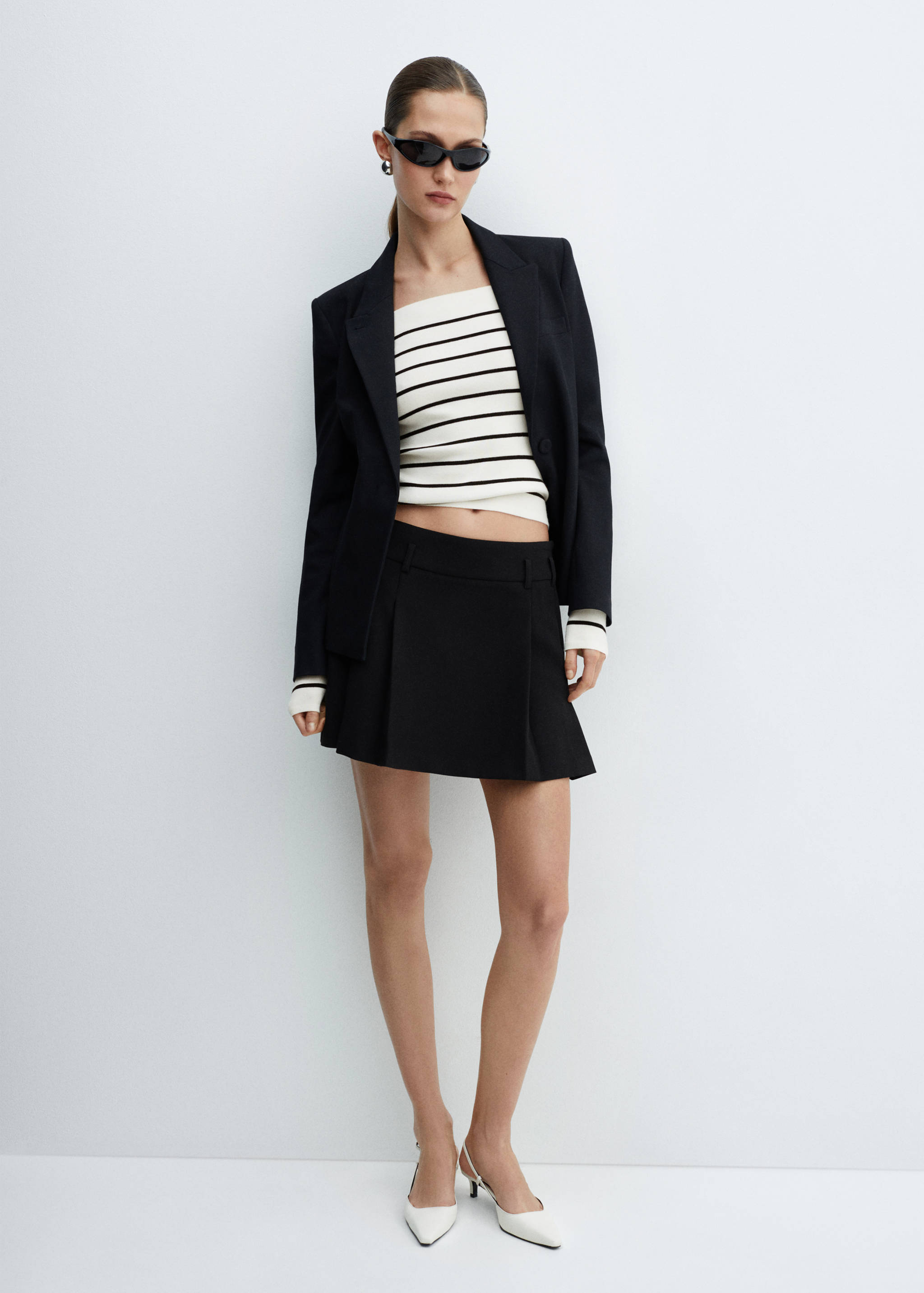 Off-the-shoulder knitted sweater - Details of the article 2