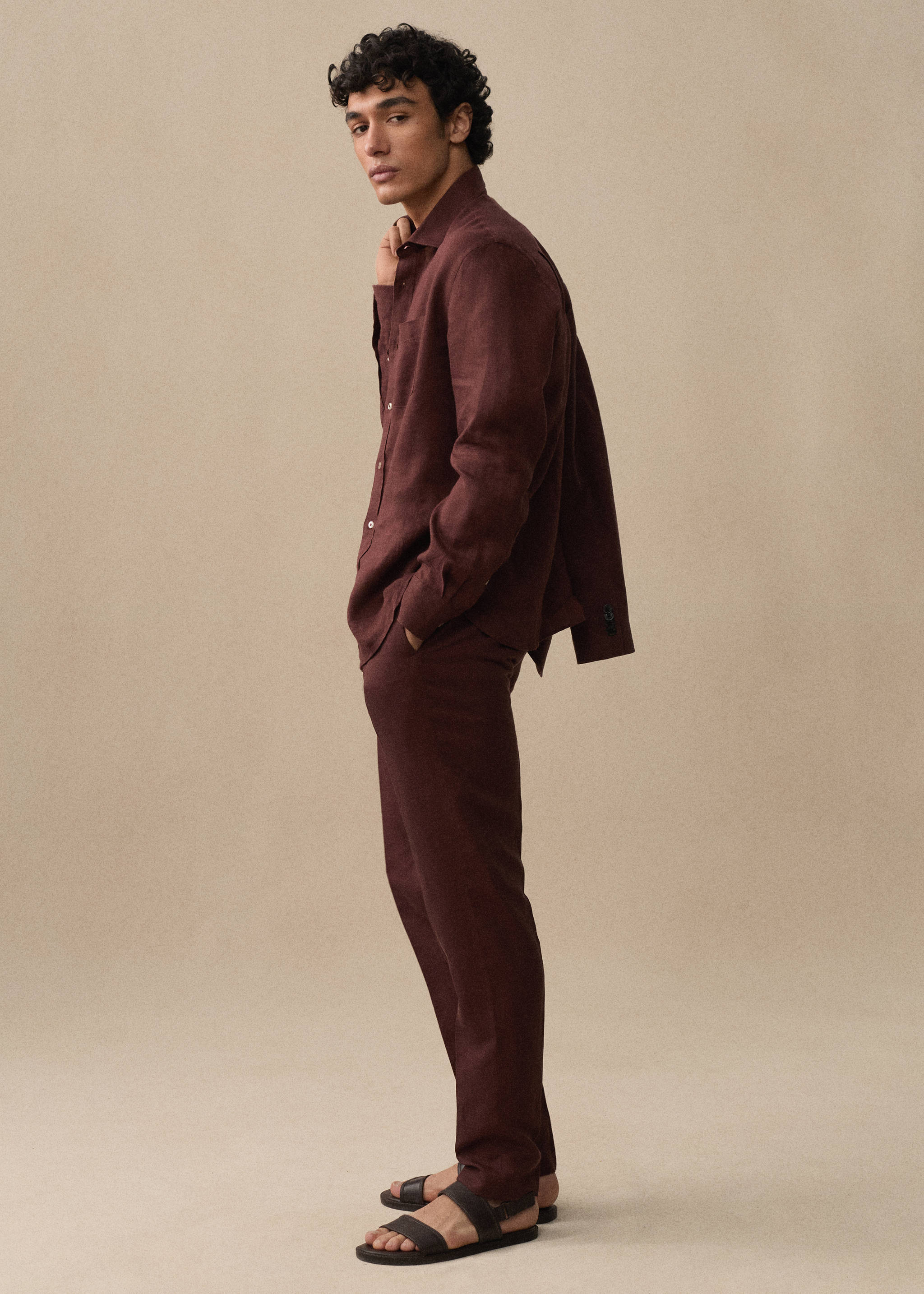 Pantalón traje slim fit lino pinzas - Detalle del artículo 6