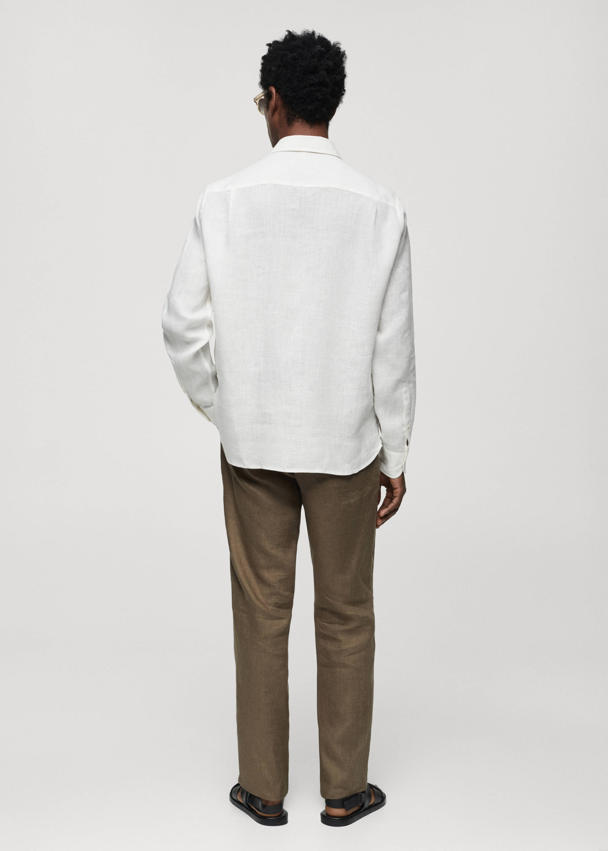 Skjorta 100% linne classic fit - Artikelns baksida