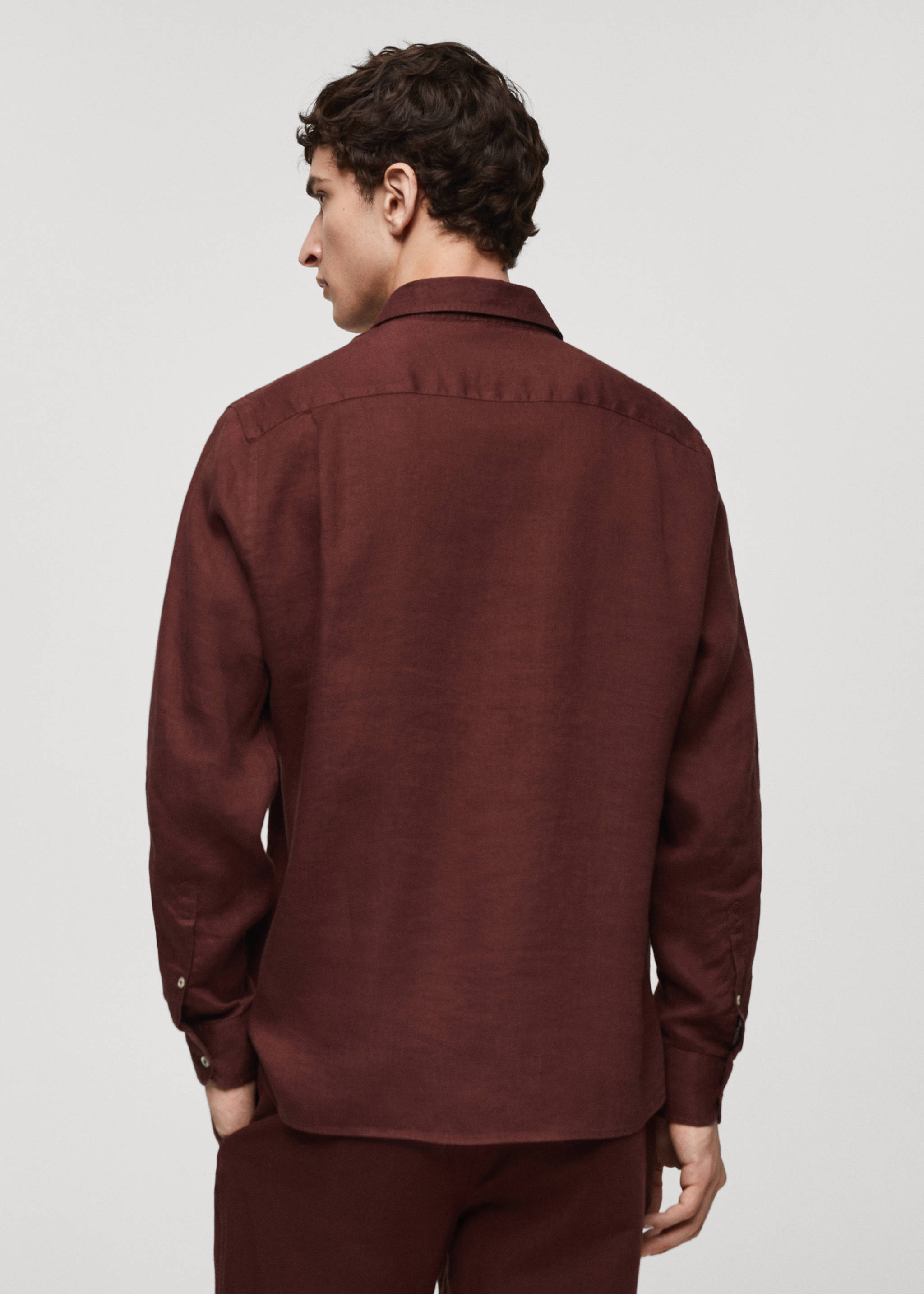 Skjorta 100% linne classic fit - Artikelns baksida