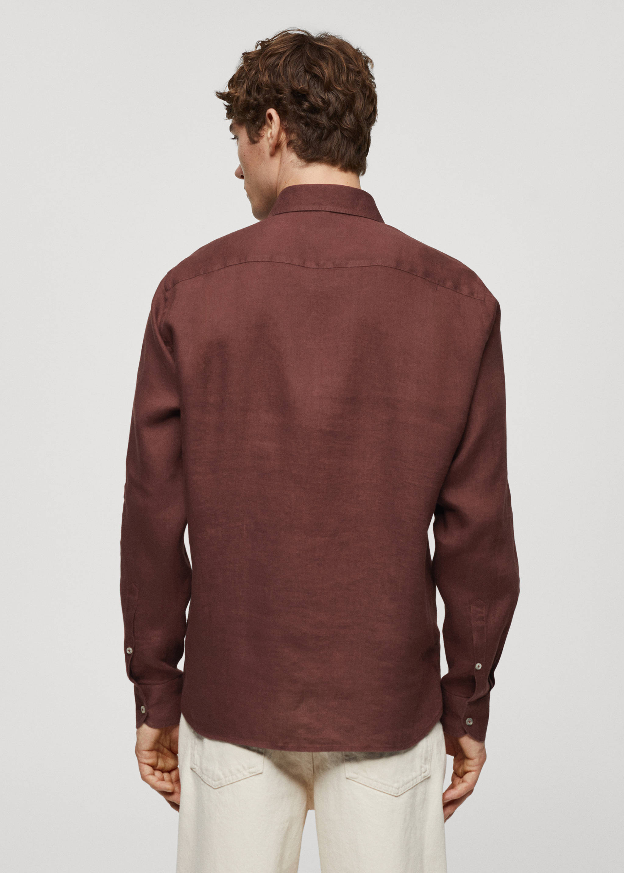 Classic fit 100% linen shirt - Reverse of the article