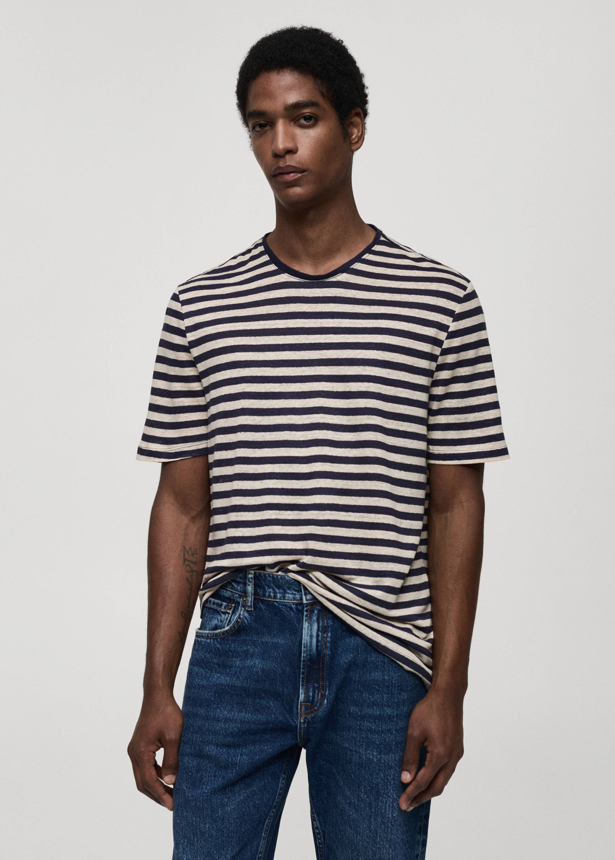 T-shirt de 100% linho às riscas - Plano médio