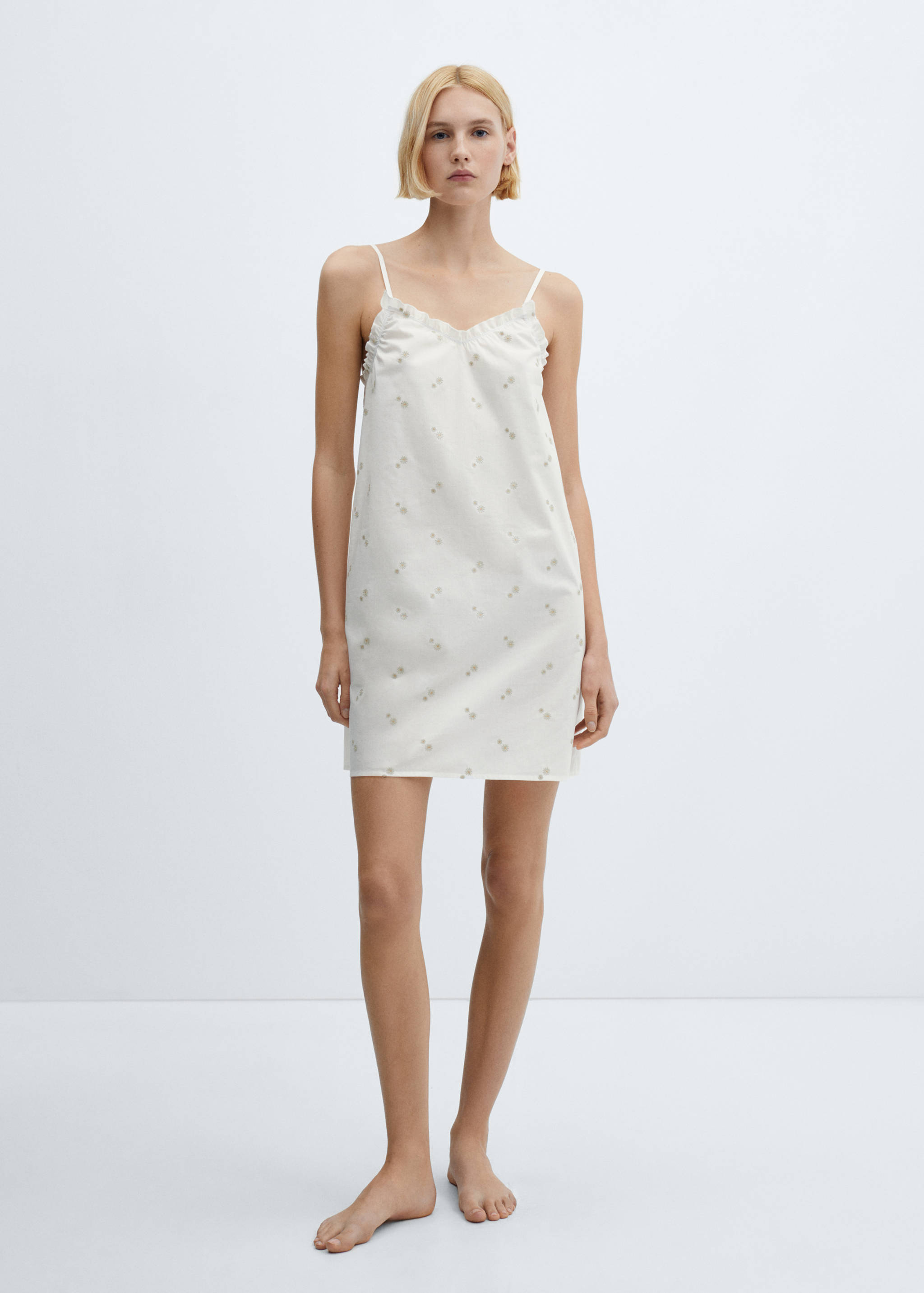 Ночная сорочка из хлопка с цветочной вышивкой - Общий план