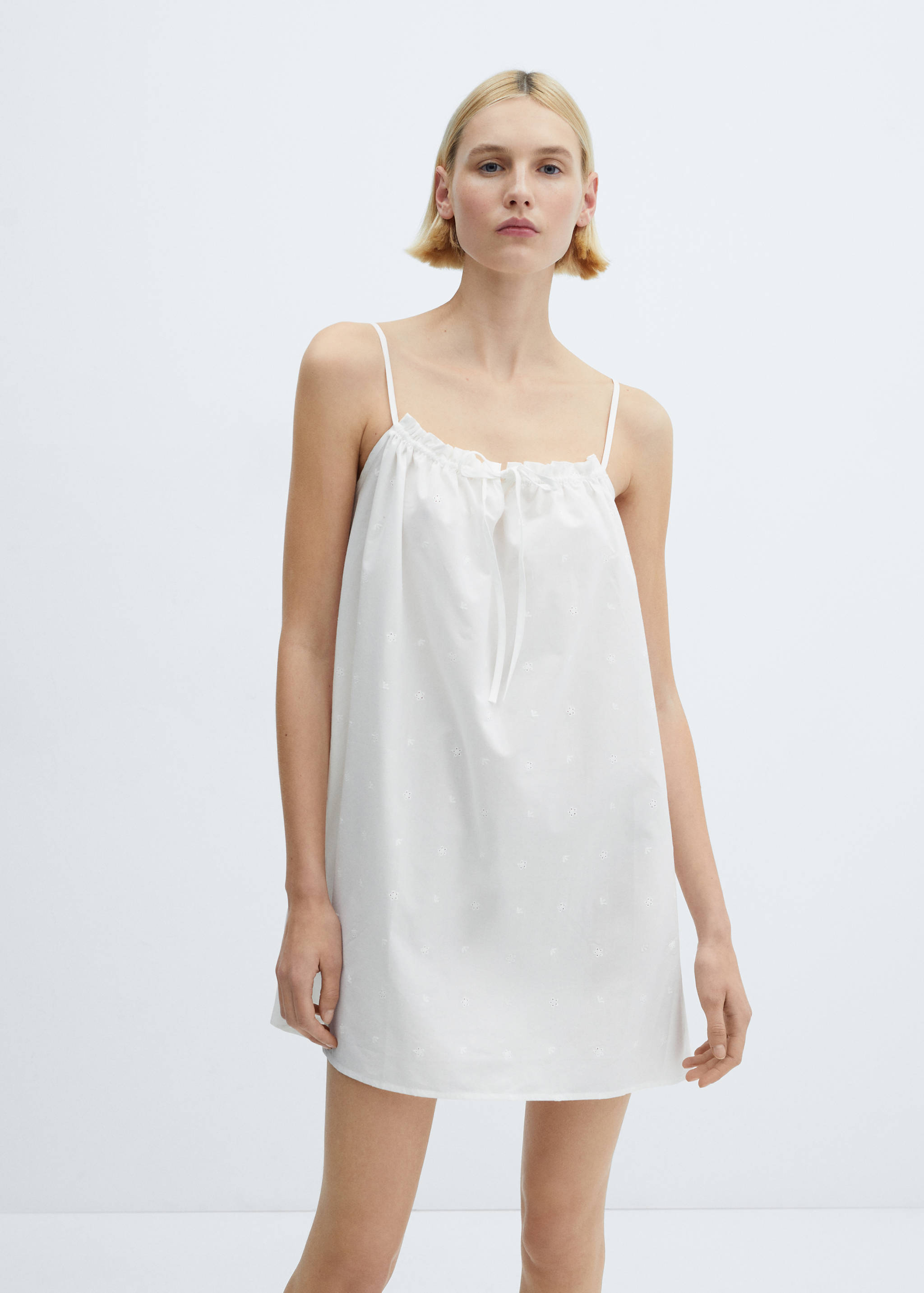 Cotton nightgown with openwork details - Medium plane