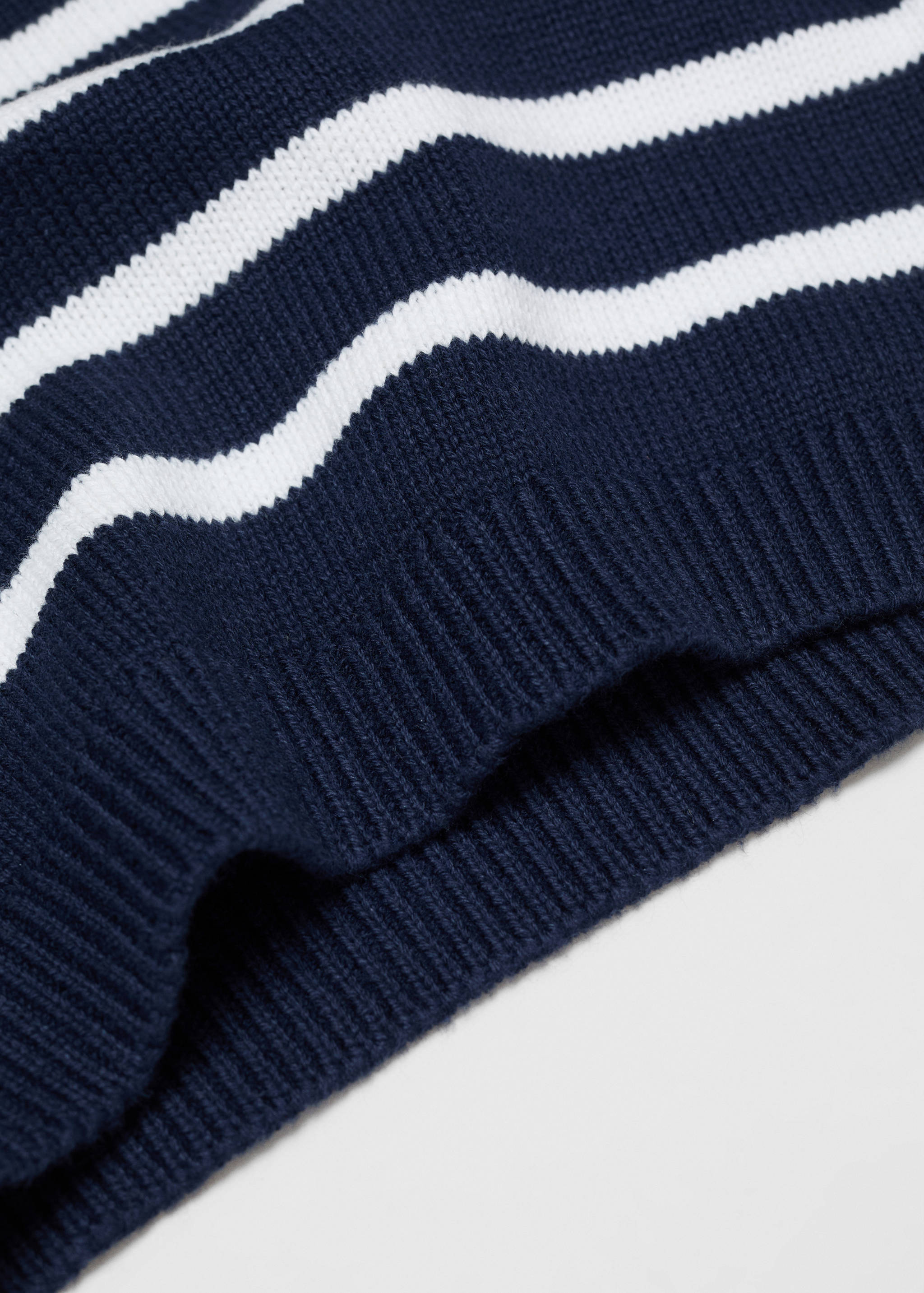 Knit striped sweater - Details of the article 0