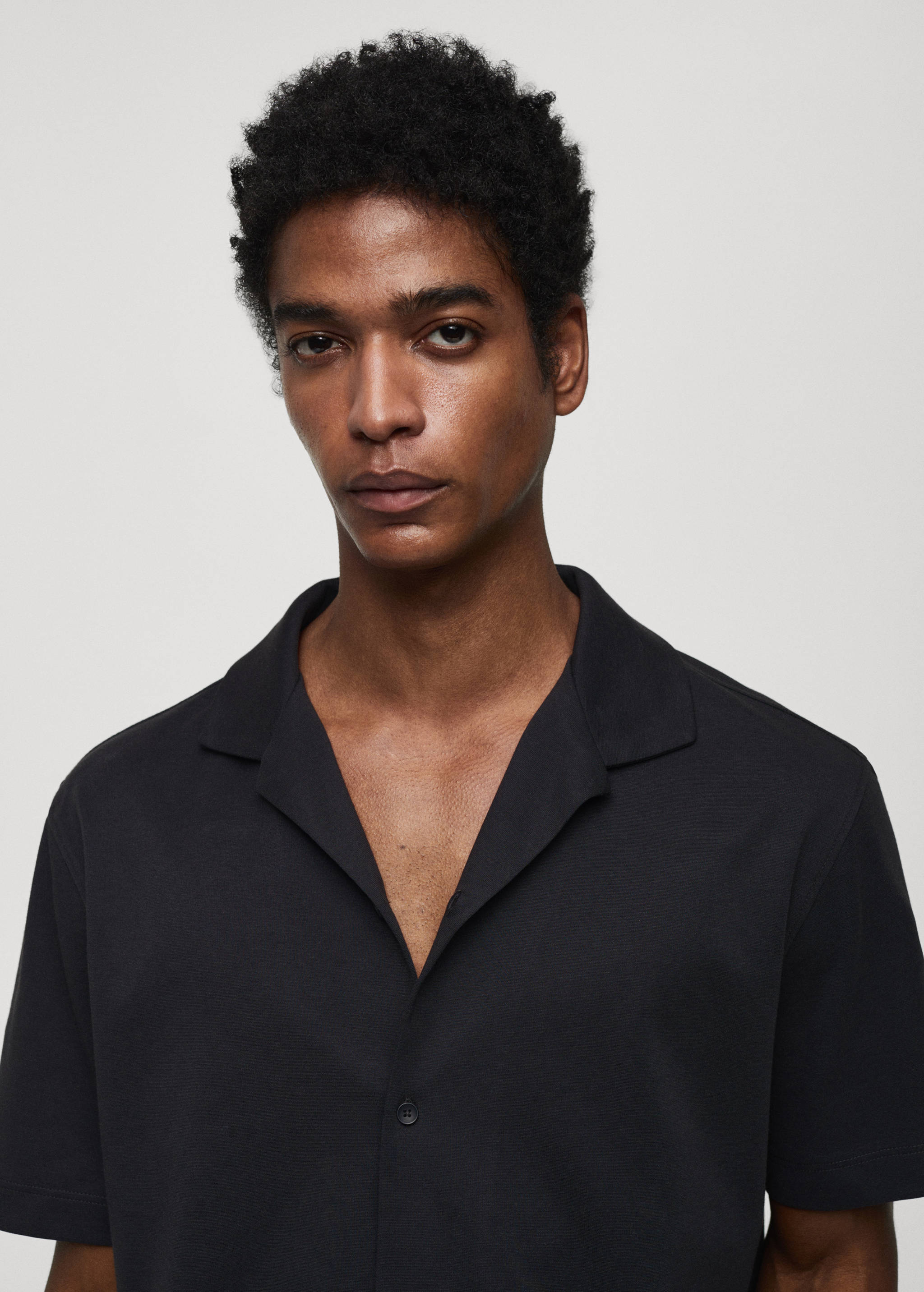 Short sleeved cotton shirt - Details of the article 1