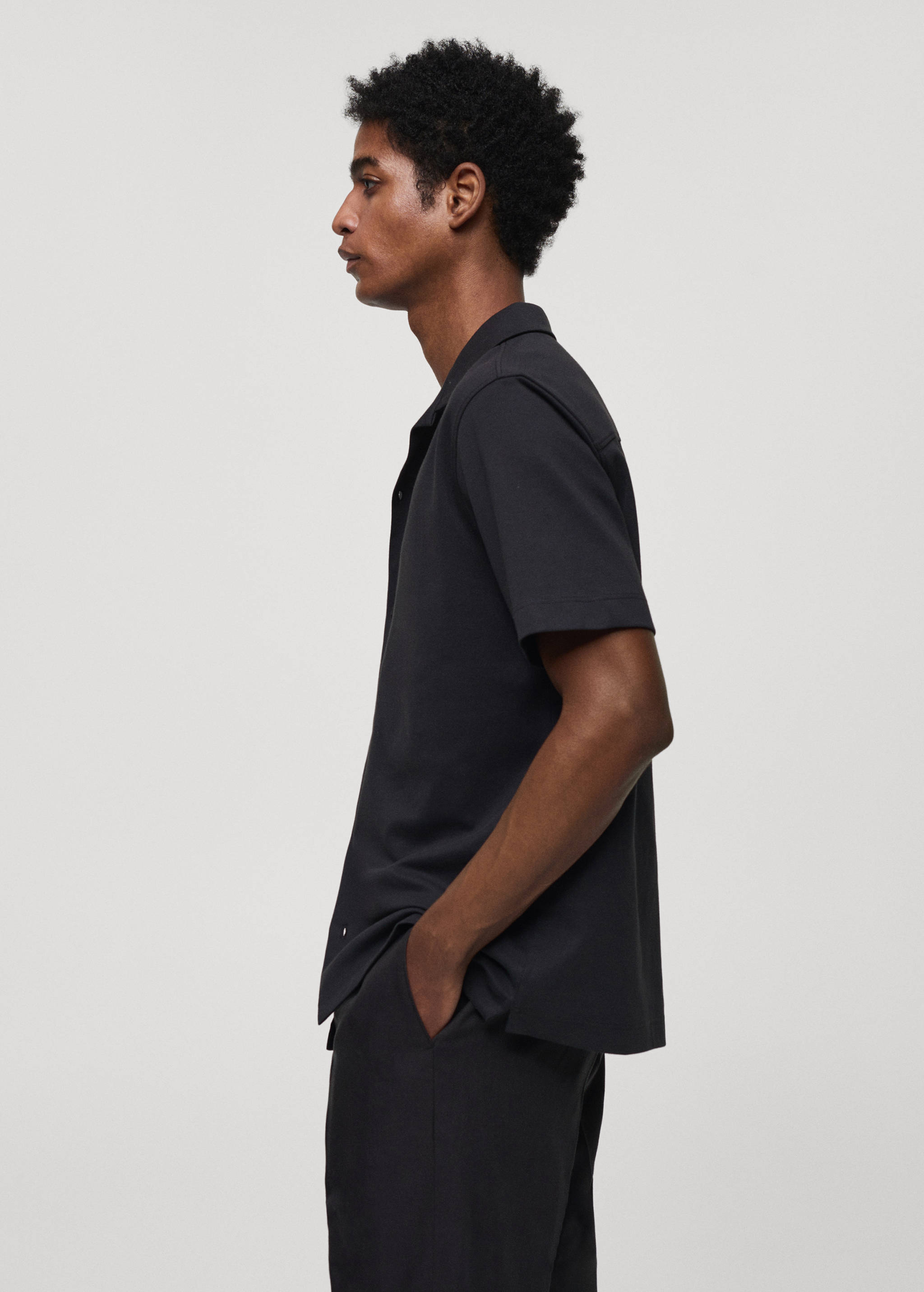 Short sleeved cotton shirt - Details of the article 2