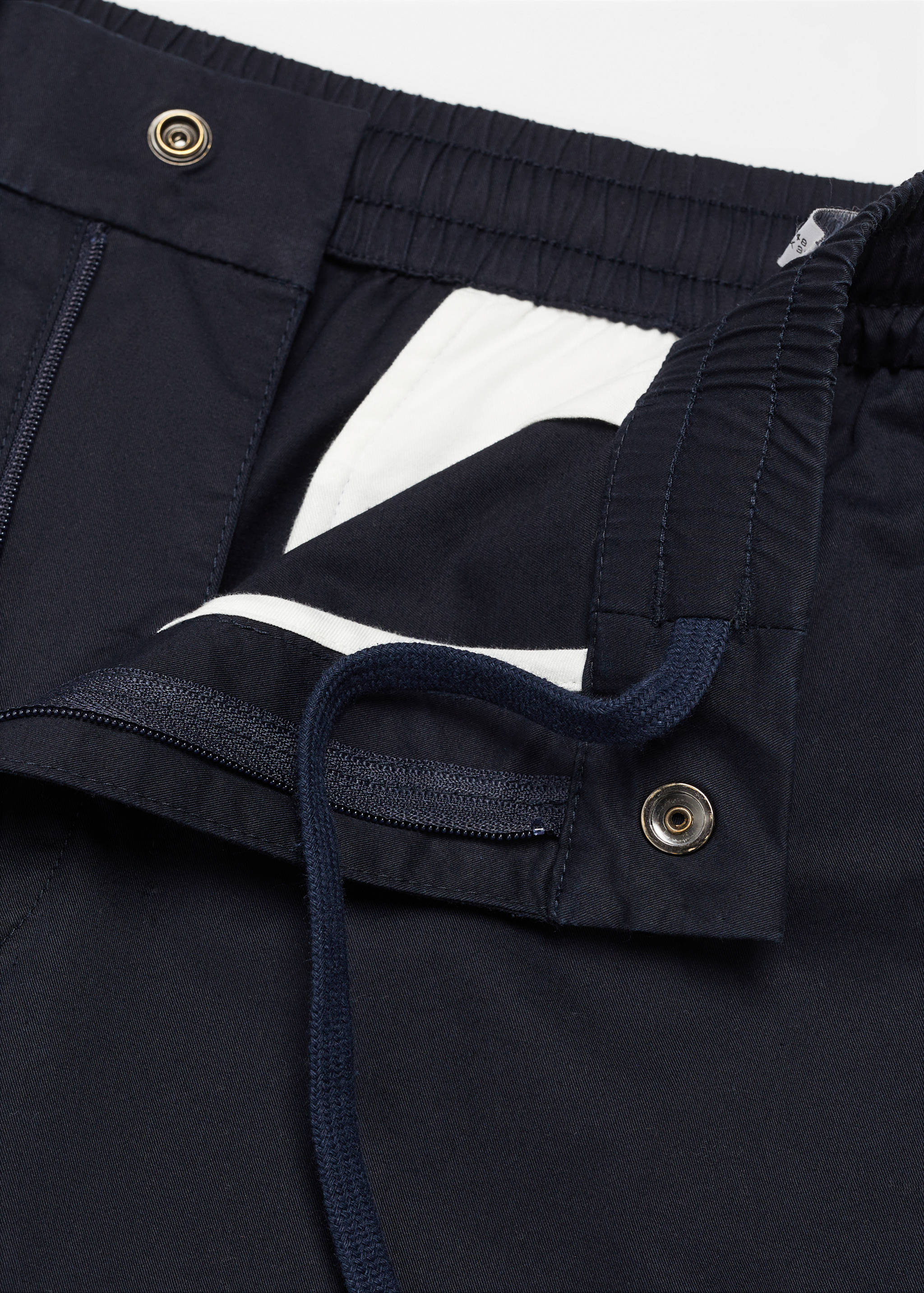 Slim fit cotton Bermuda shorts - Details of the article 8
