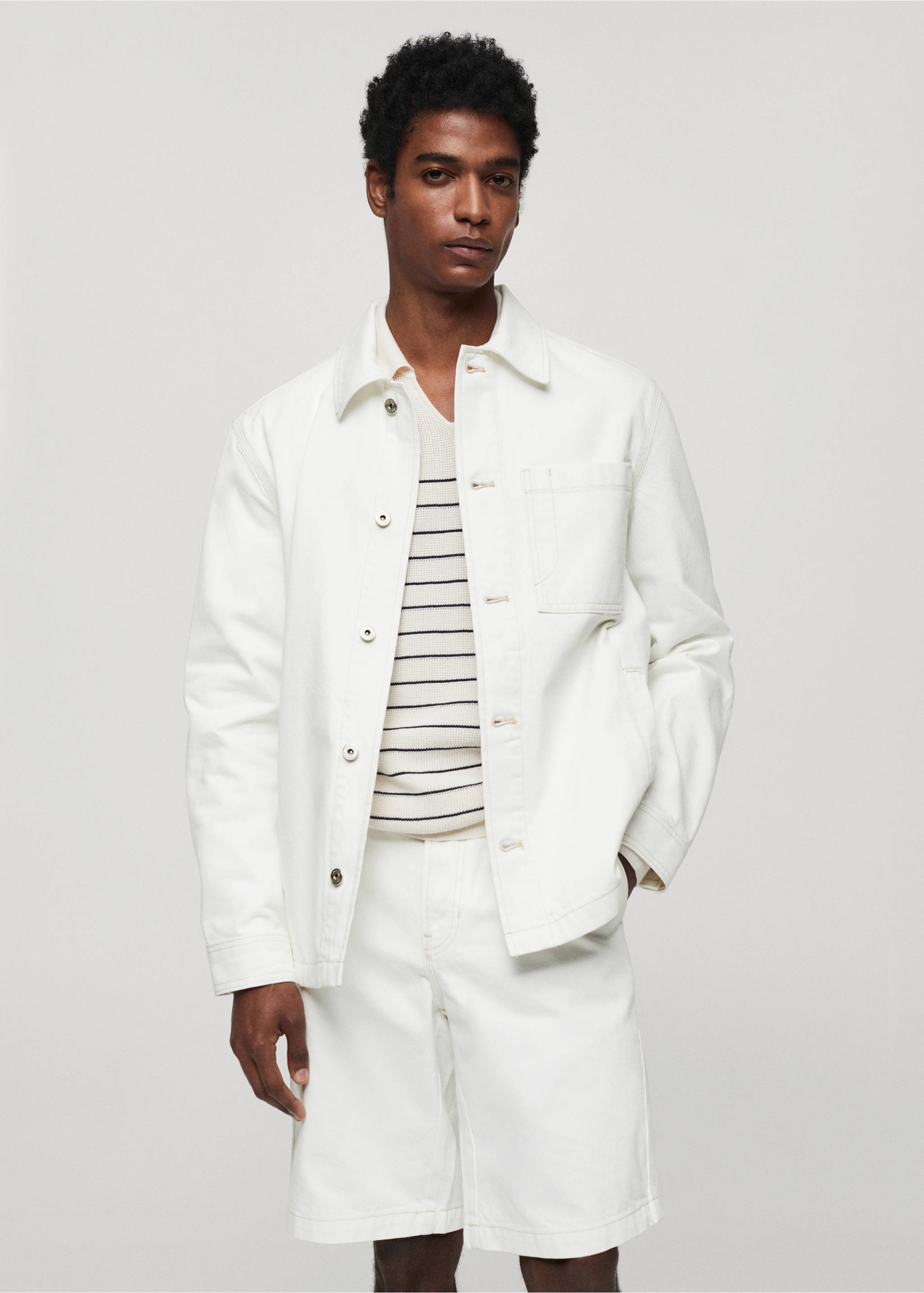 100% cotton overshirt with pocket - Medium plane, Off White. Ref: 67046726-00.