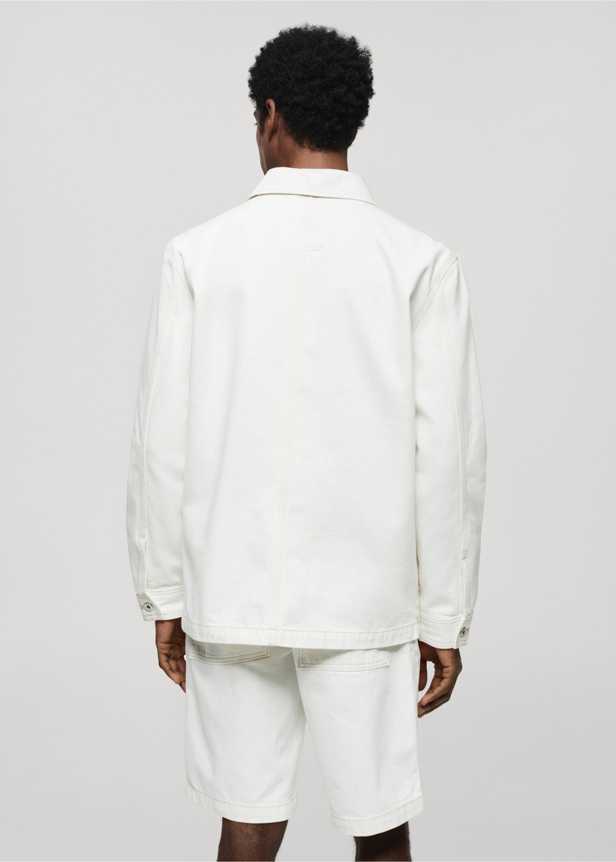 100% cotton overshirt with pocket - Reverse of the article, Off White. Ref: 67046726-00.