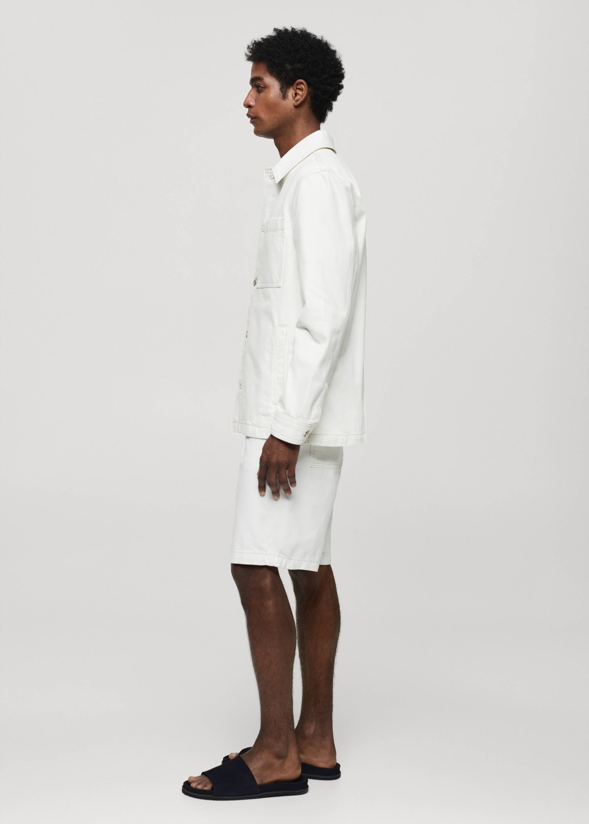 100% cotton overshirt with pocket - Details of the article 2