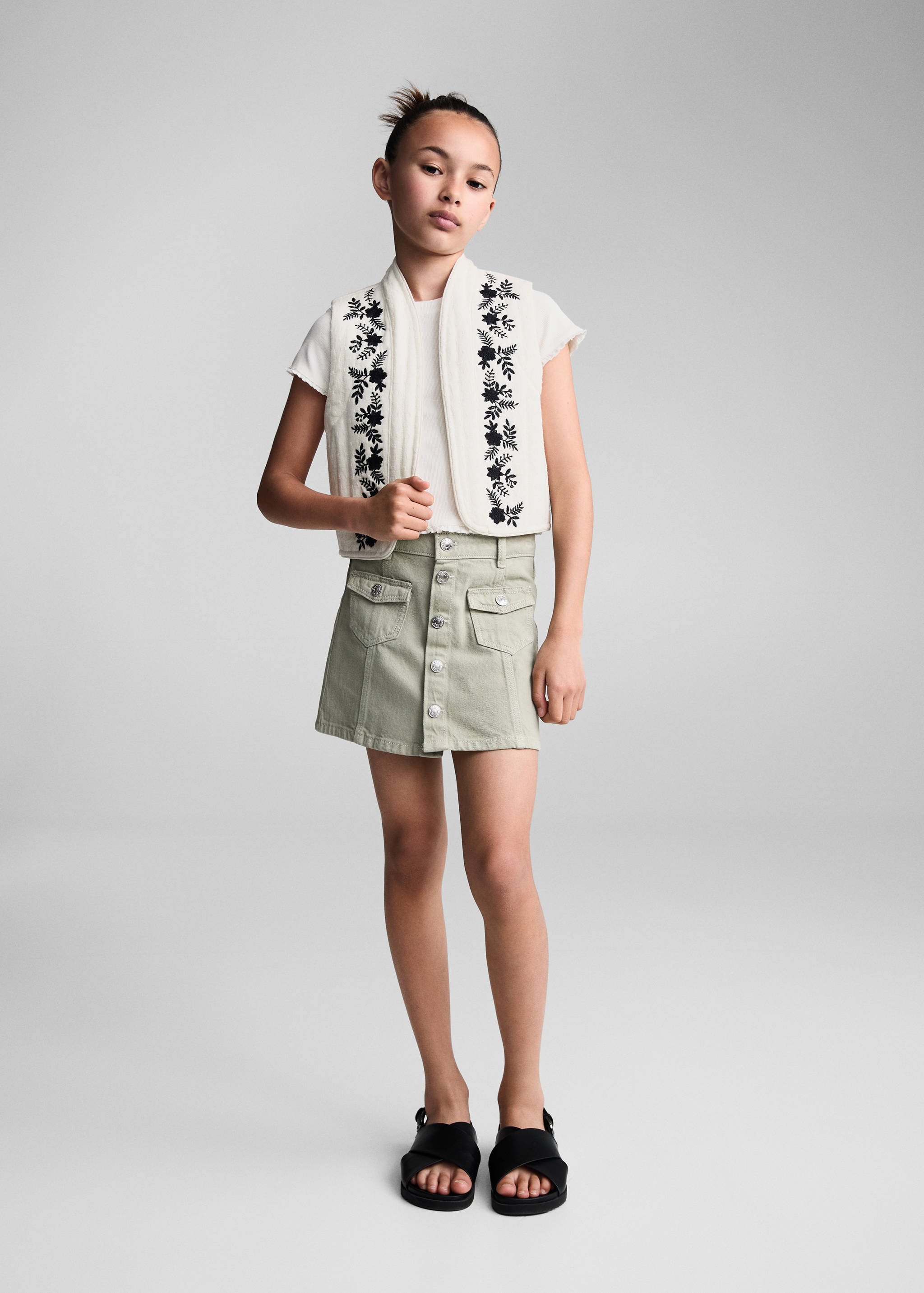 Knitted short-sleeve t-shirt - General plane