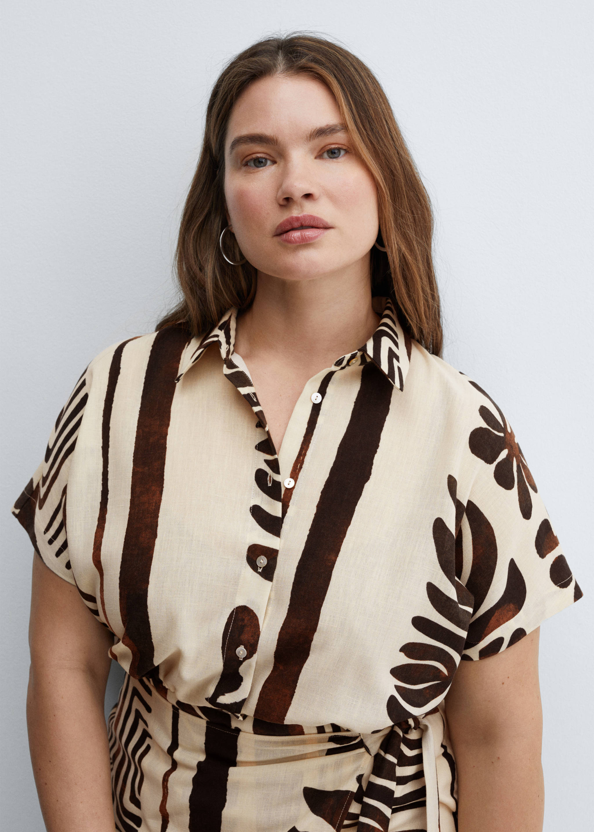 Printed cross shirt dress - Details of the article 4