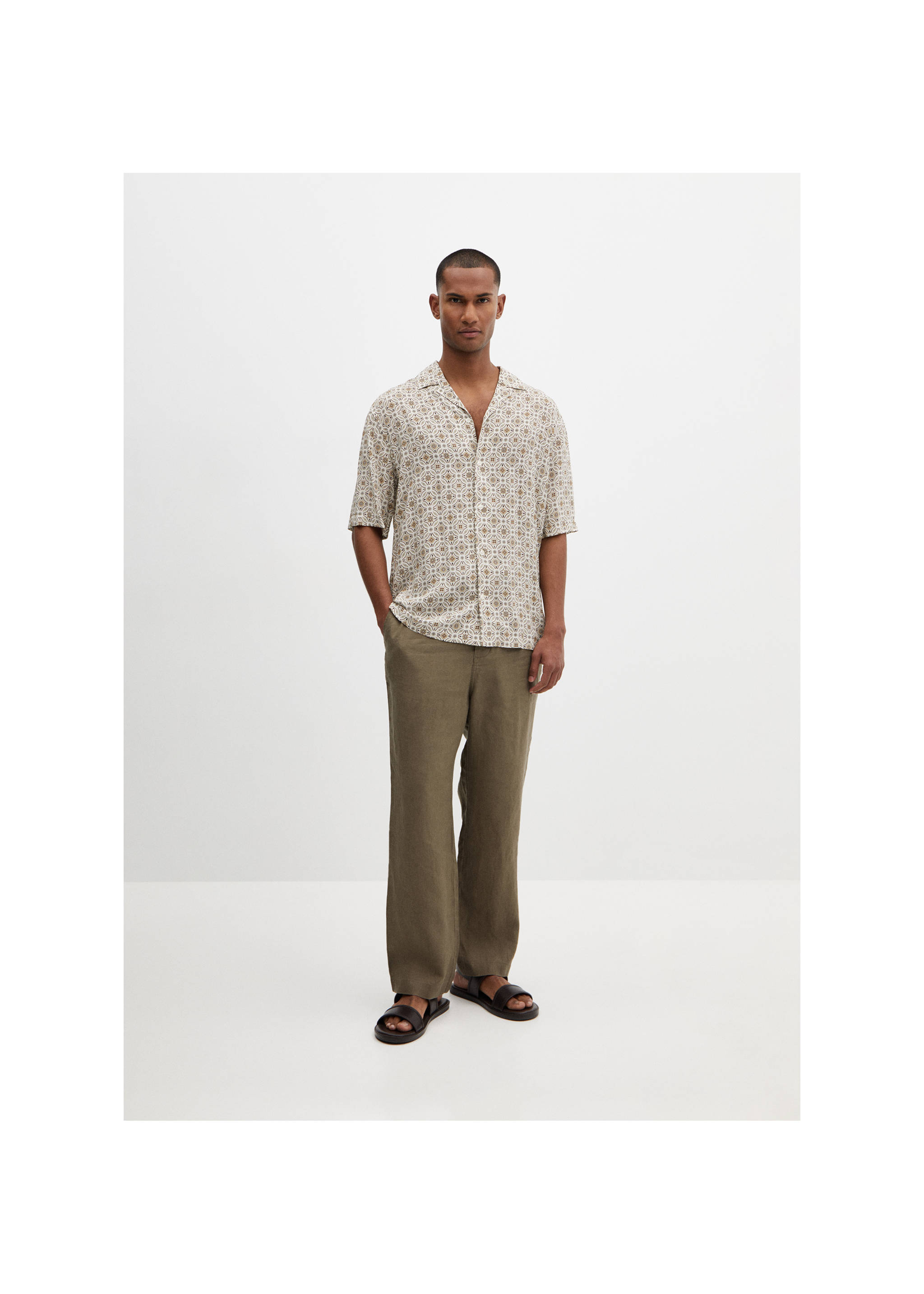 100% linen trousers with drawstring - General plane, Khaki. Ref: 67047684-00.